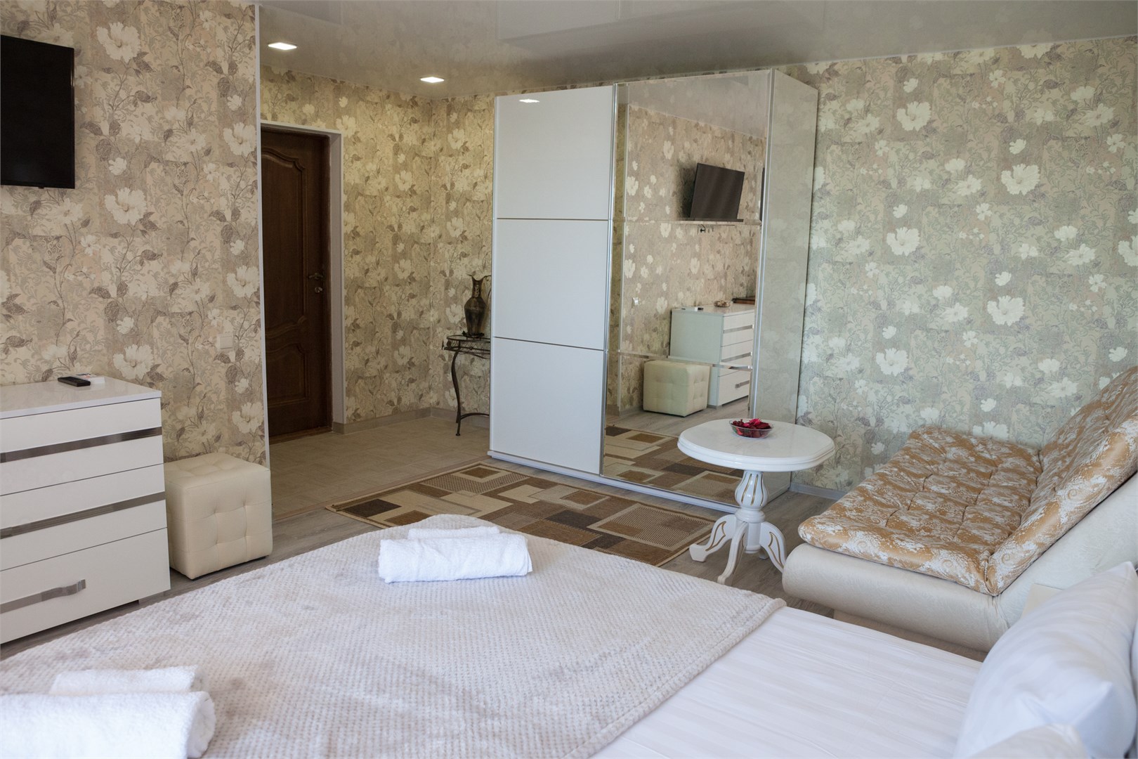 Полулюкс в Вариант