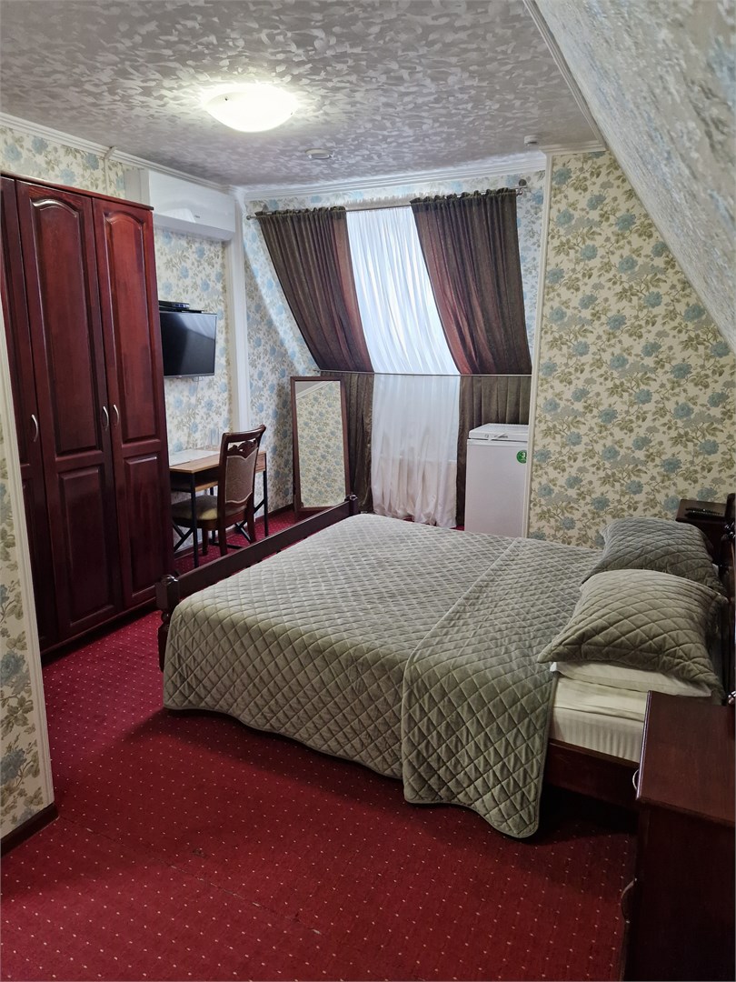 Первая категория (стандарт) двухспальная кровать в Усадьба Юзефова