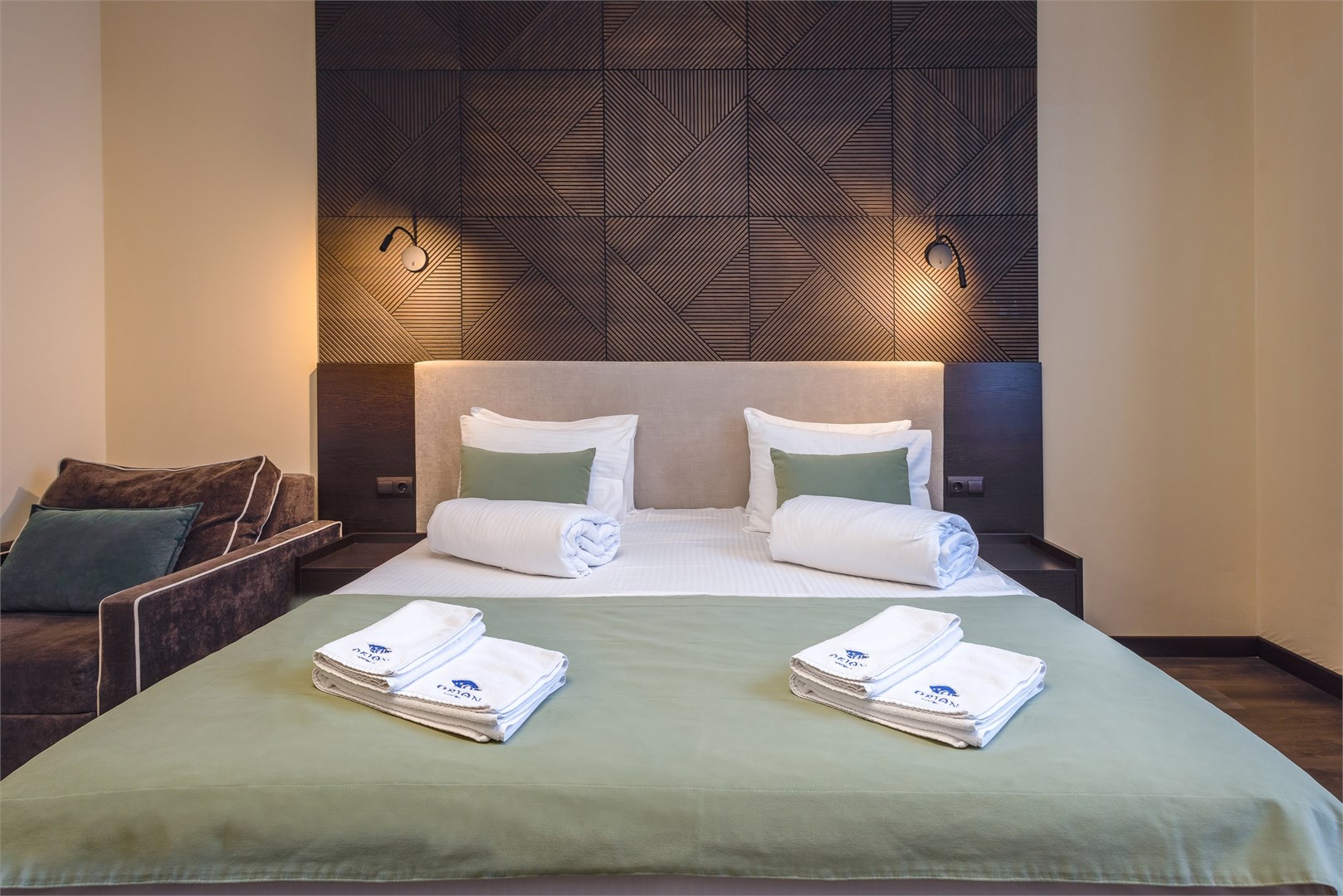 Двухместный номер "Комфорт" Улучшенный с 1 двуспальной кроватью в Ассара