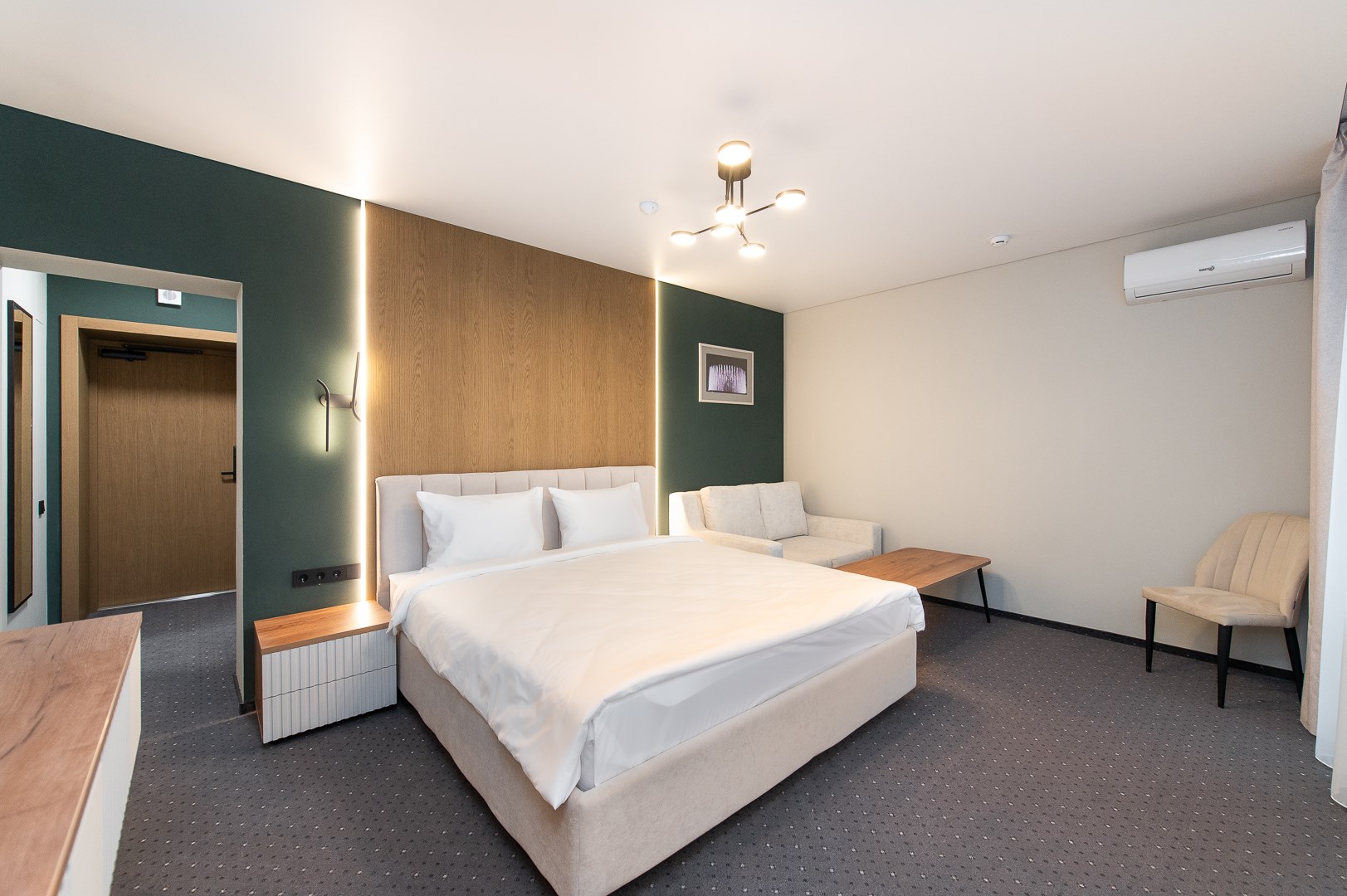 Стандарт улучшенный с двуспальной кроватью в Магия тепла