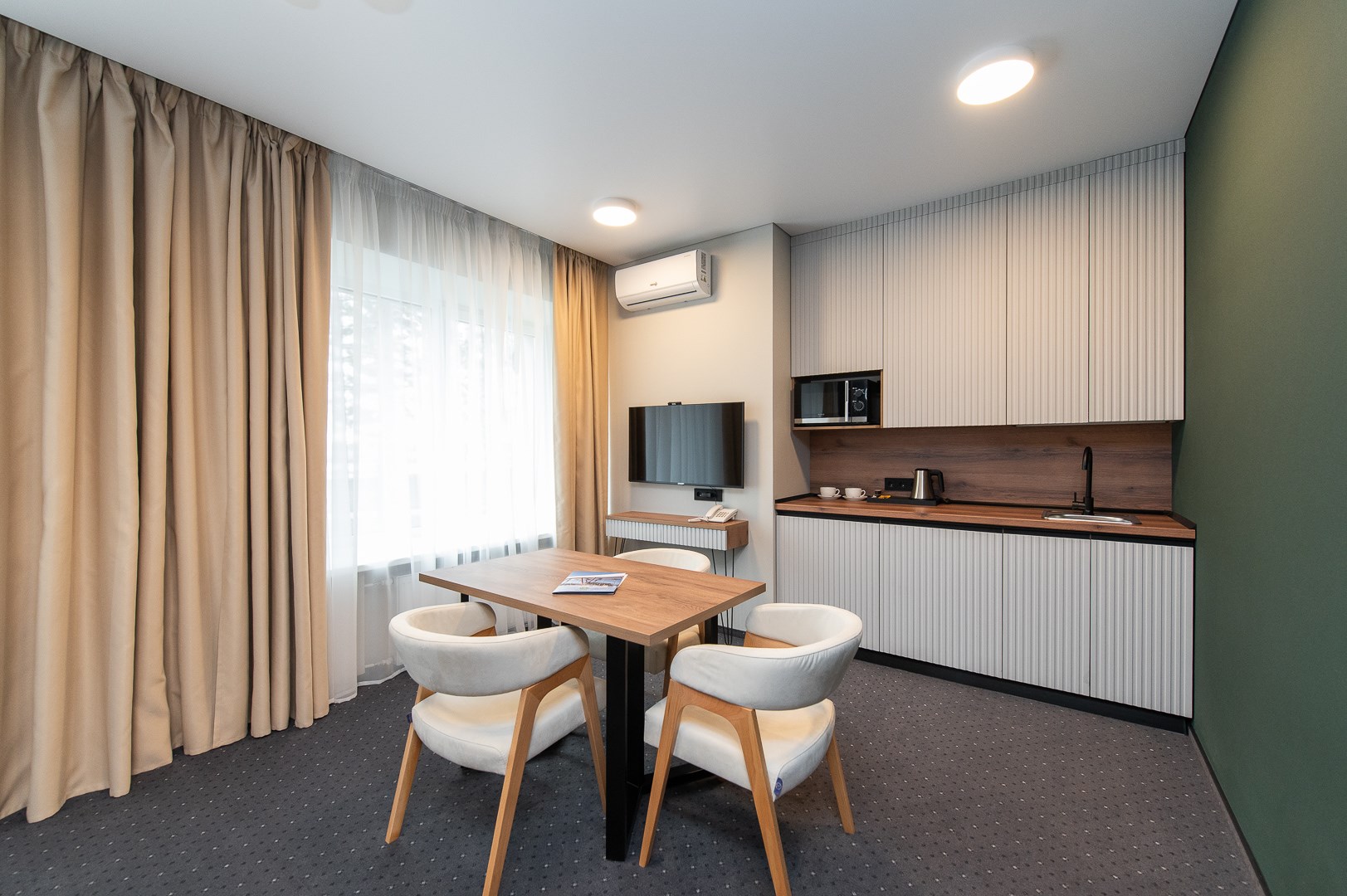 Студия с одной двуспальной кроватью в Магия тепла