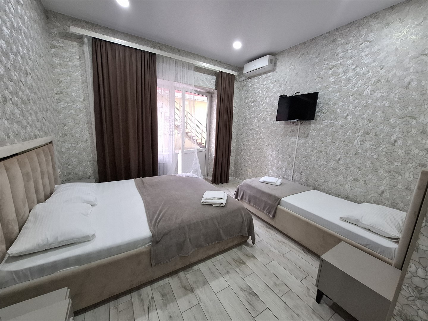 Трёхместные в Тургеневский