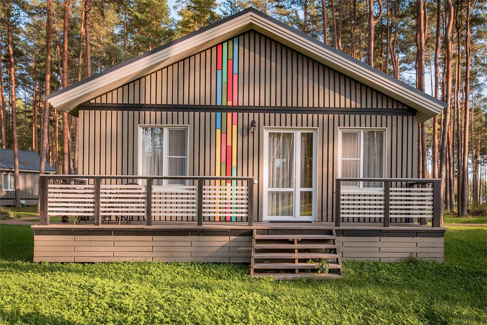 Шестиместный коттедж в Раздолье