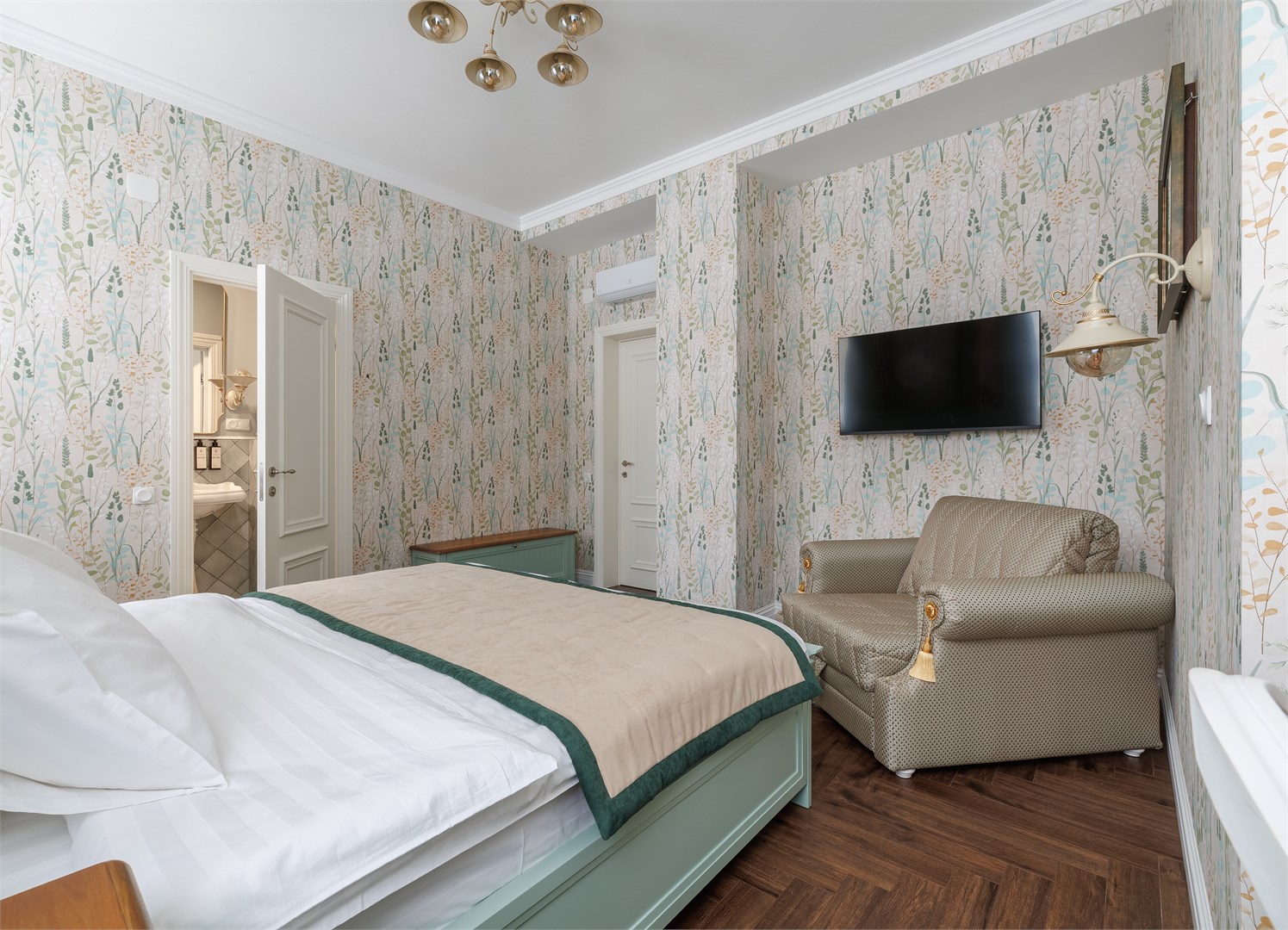 Стандарт dbl "Пиковая дама" в Симфония