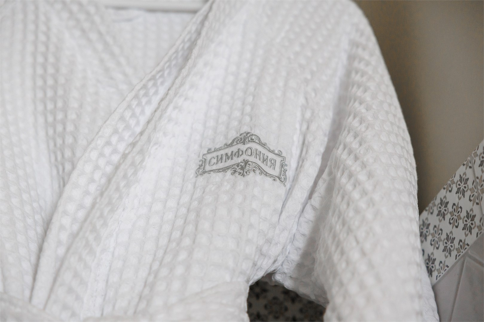 Стандарт мансардный dbl "Вальс цветов" в Симфония