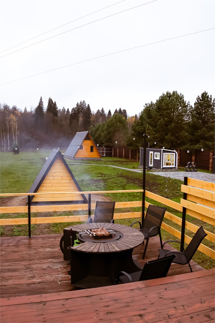 A-frame «Петрол» домик из дерева 4х местный в Ривер Хаус