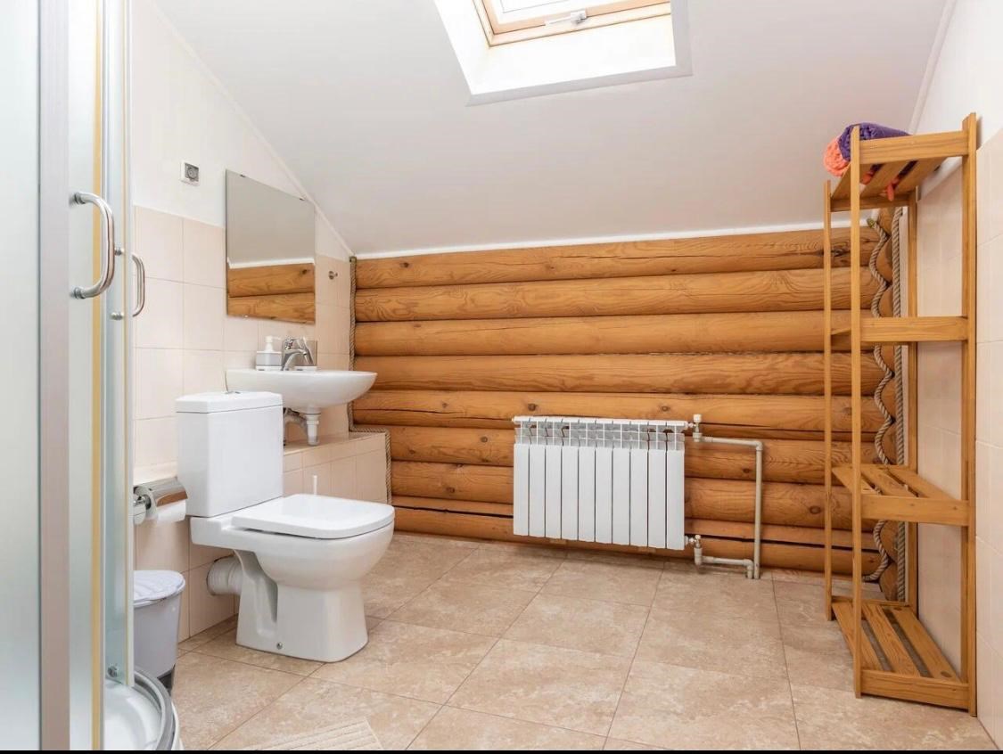 люкс мансардный семейный в Семейный гостевой дом