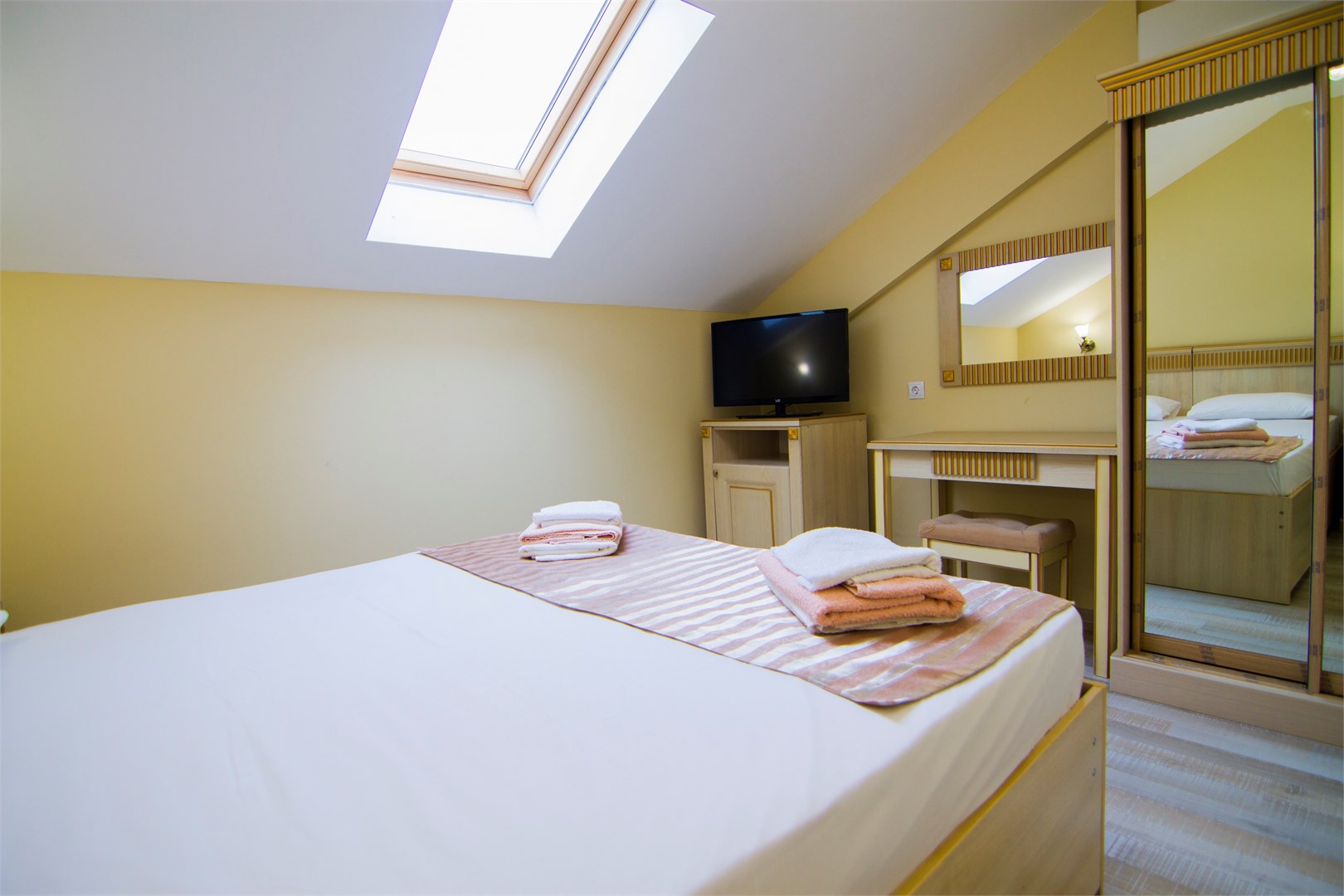 Эконом мансарда в Venera resort