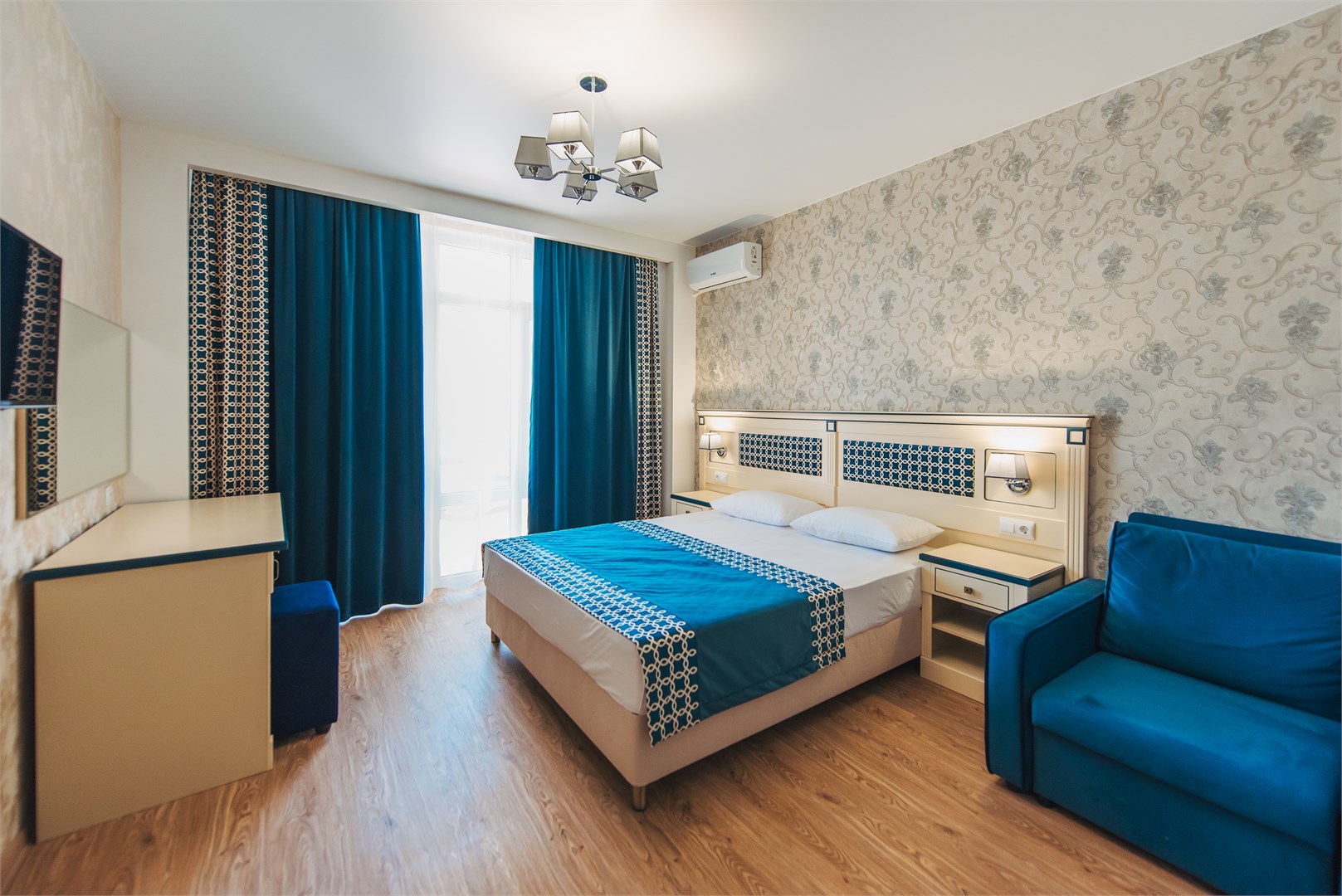 Стандарт с балконом 4 корпус в Venera resort