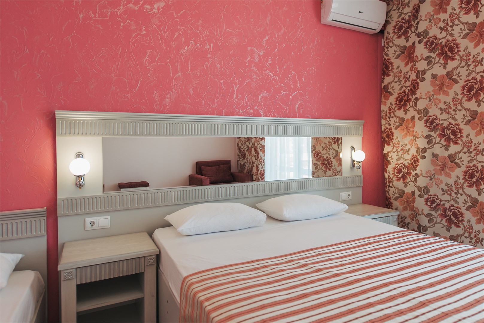 Комфорт 3х местный в Venera resort