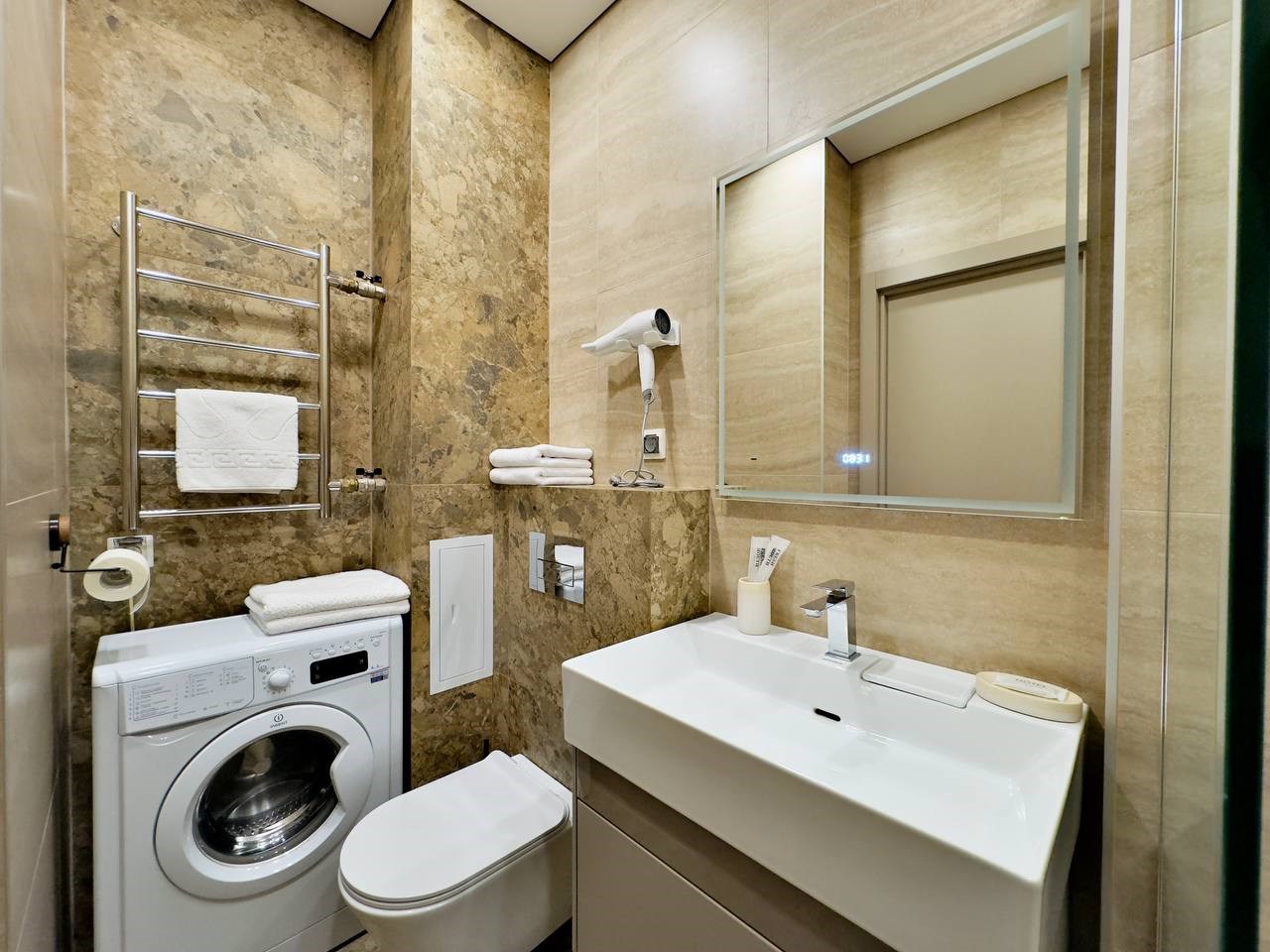 Студия комфорт с двуспальной кроватью в Alliance apart