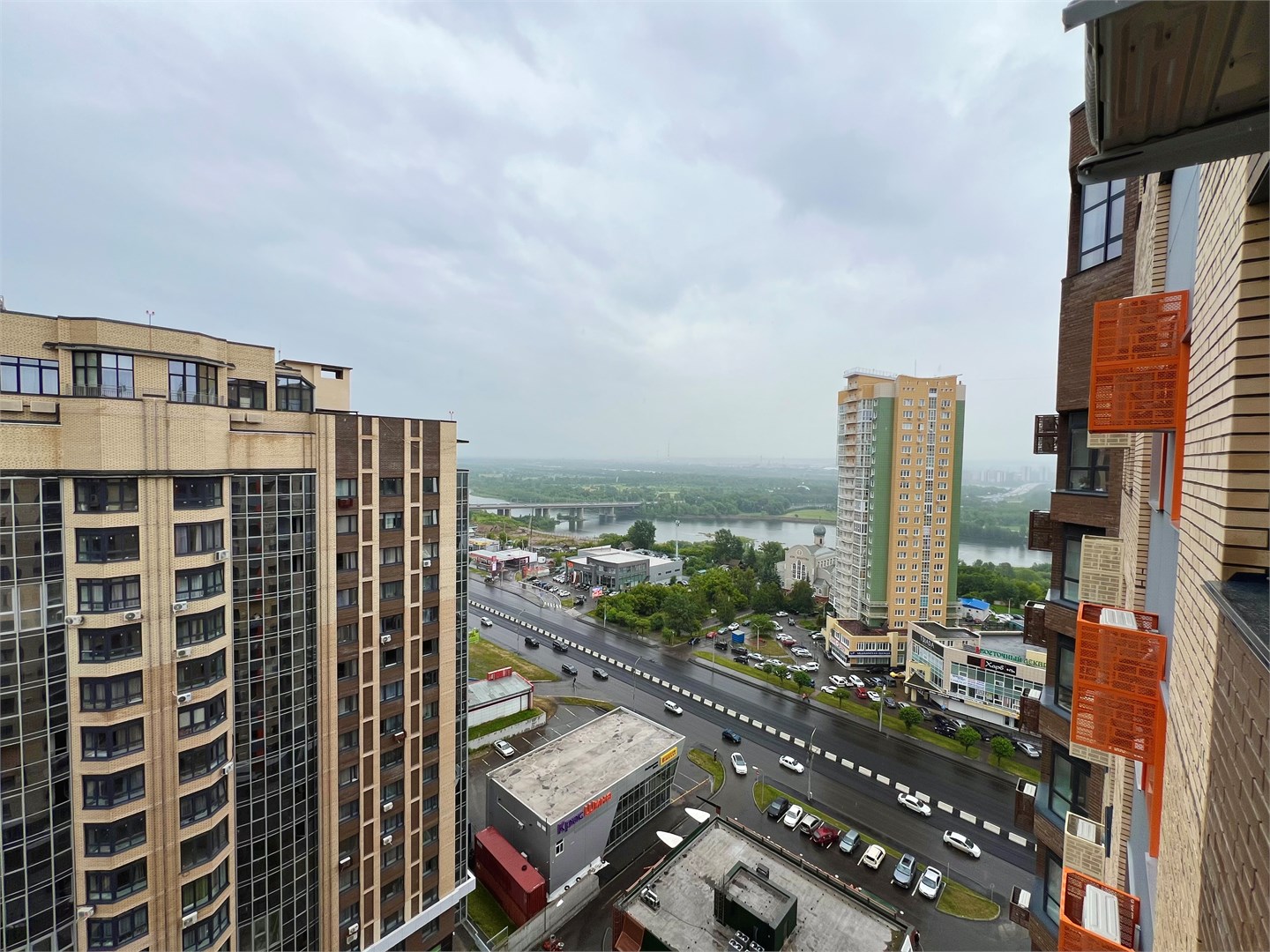 Студия комфорт с красивым видом на Енисей в Alliance apart