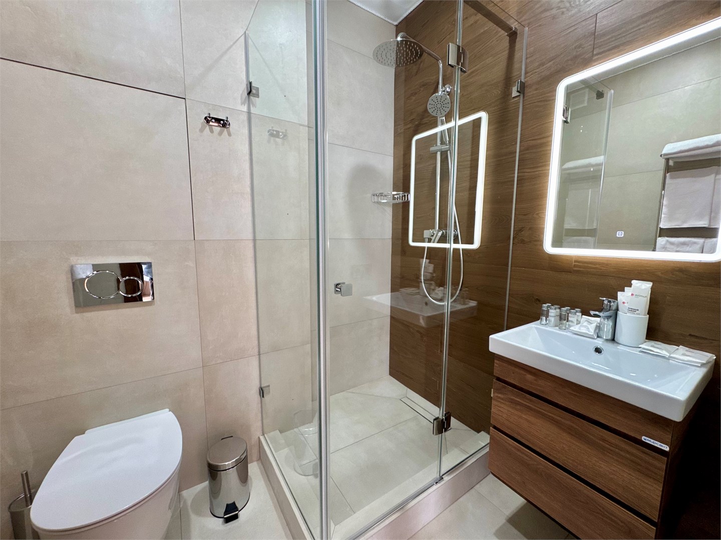 Полулюкс в Azimut Парк Отель