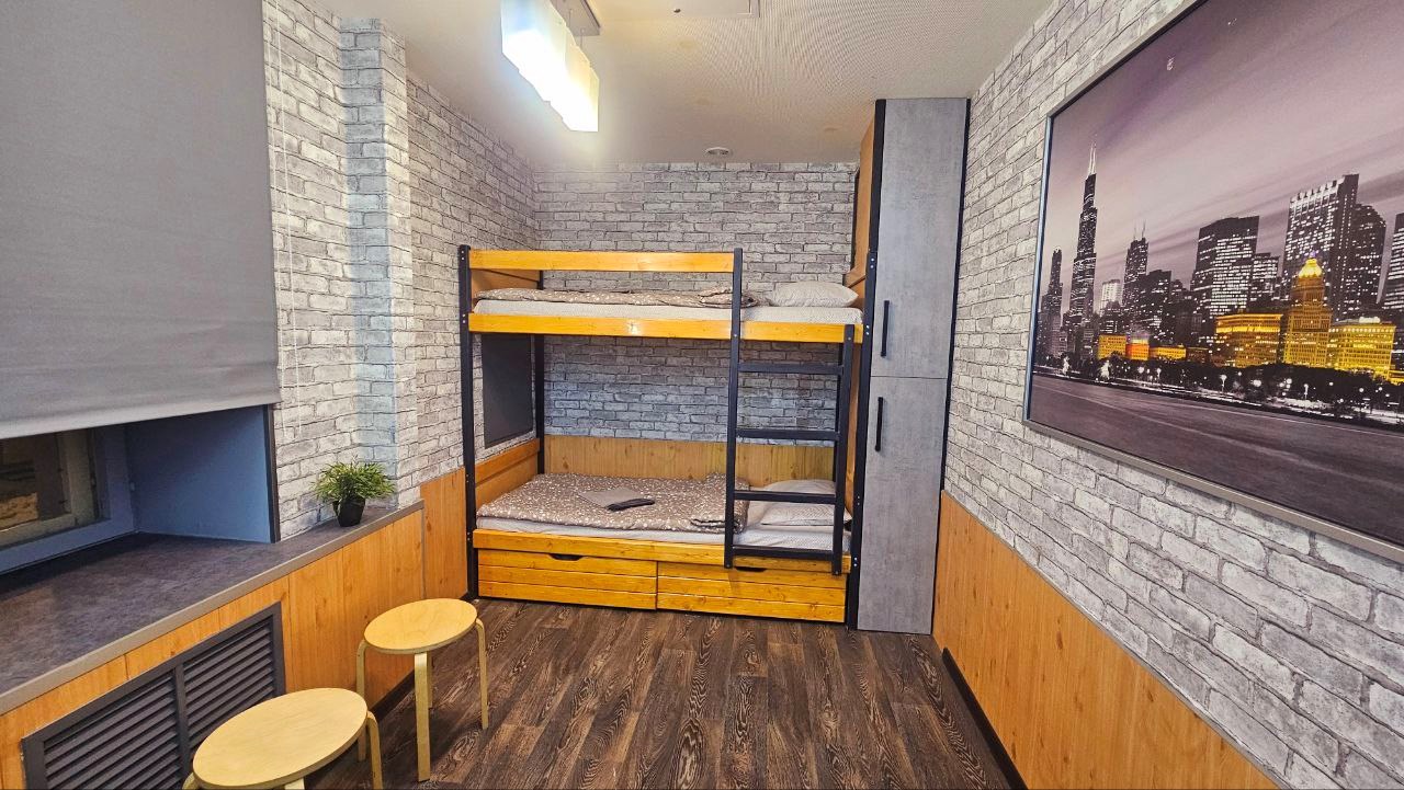 Видовой трехместный номер в Неваград