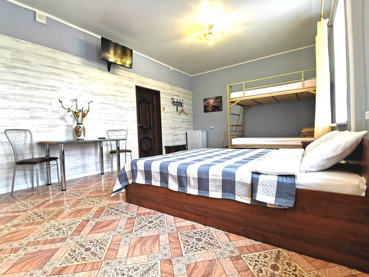 № 6 (2+1+1) в Забота