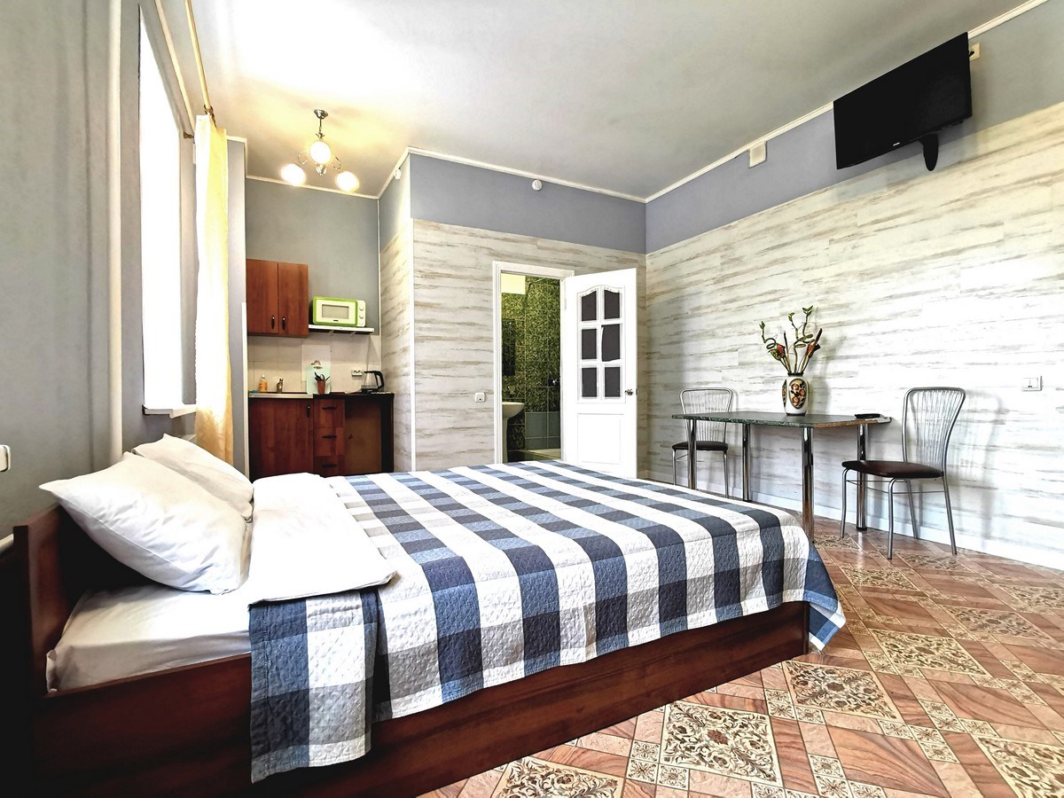 № 6 (2+1+1) в Забота