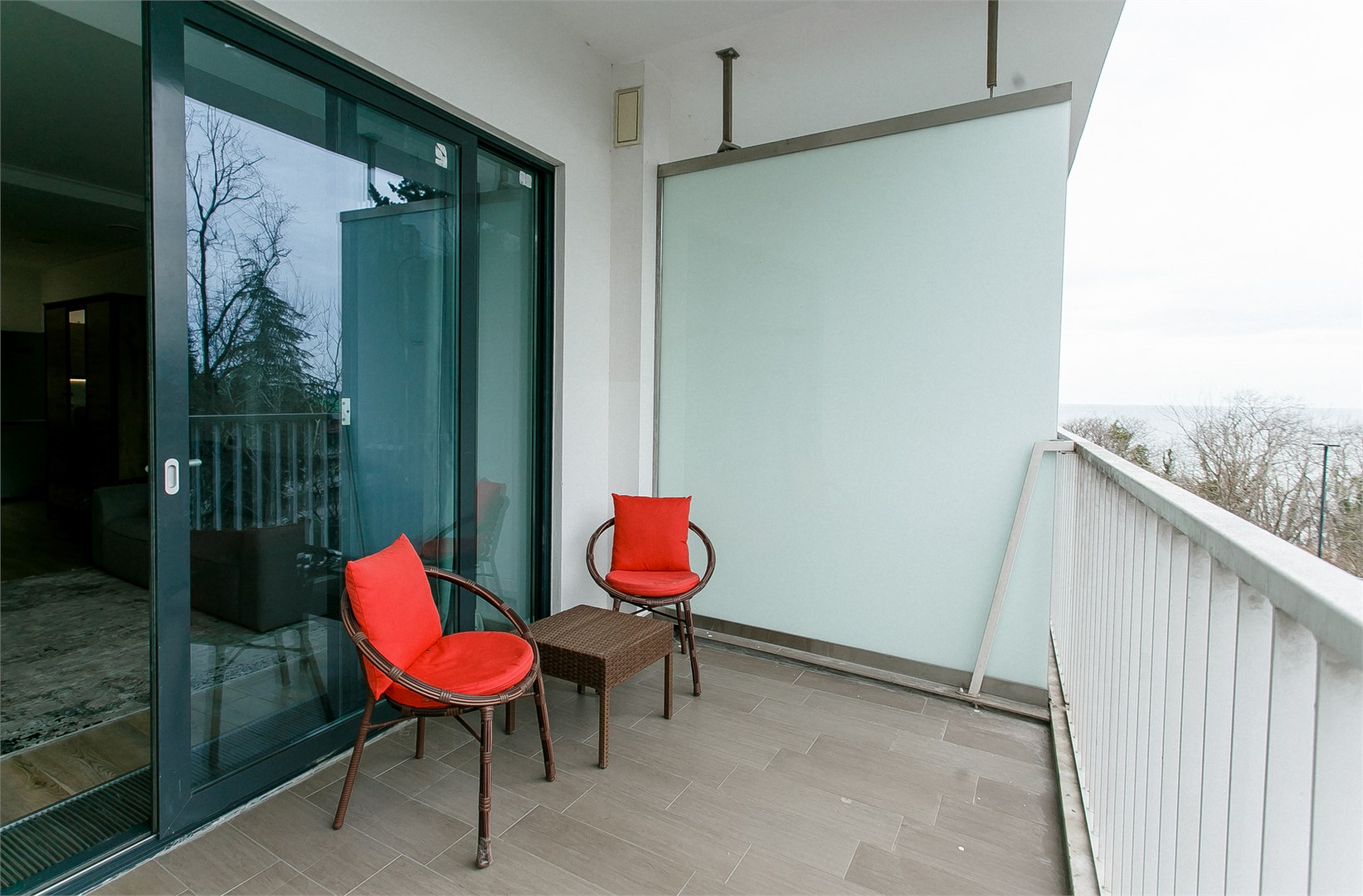 Апартаменты семейные в Актер Гэлакси