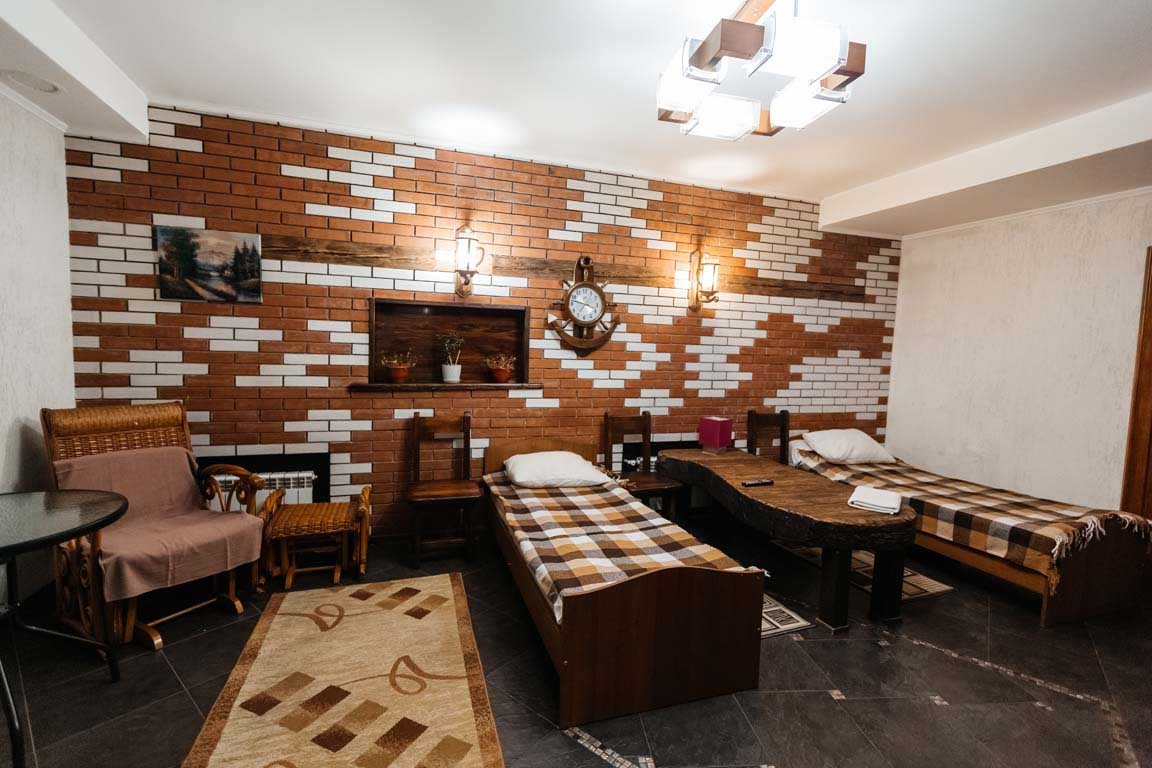 Семейный двухкомнатный (без окон) в Карловы Вары