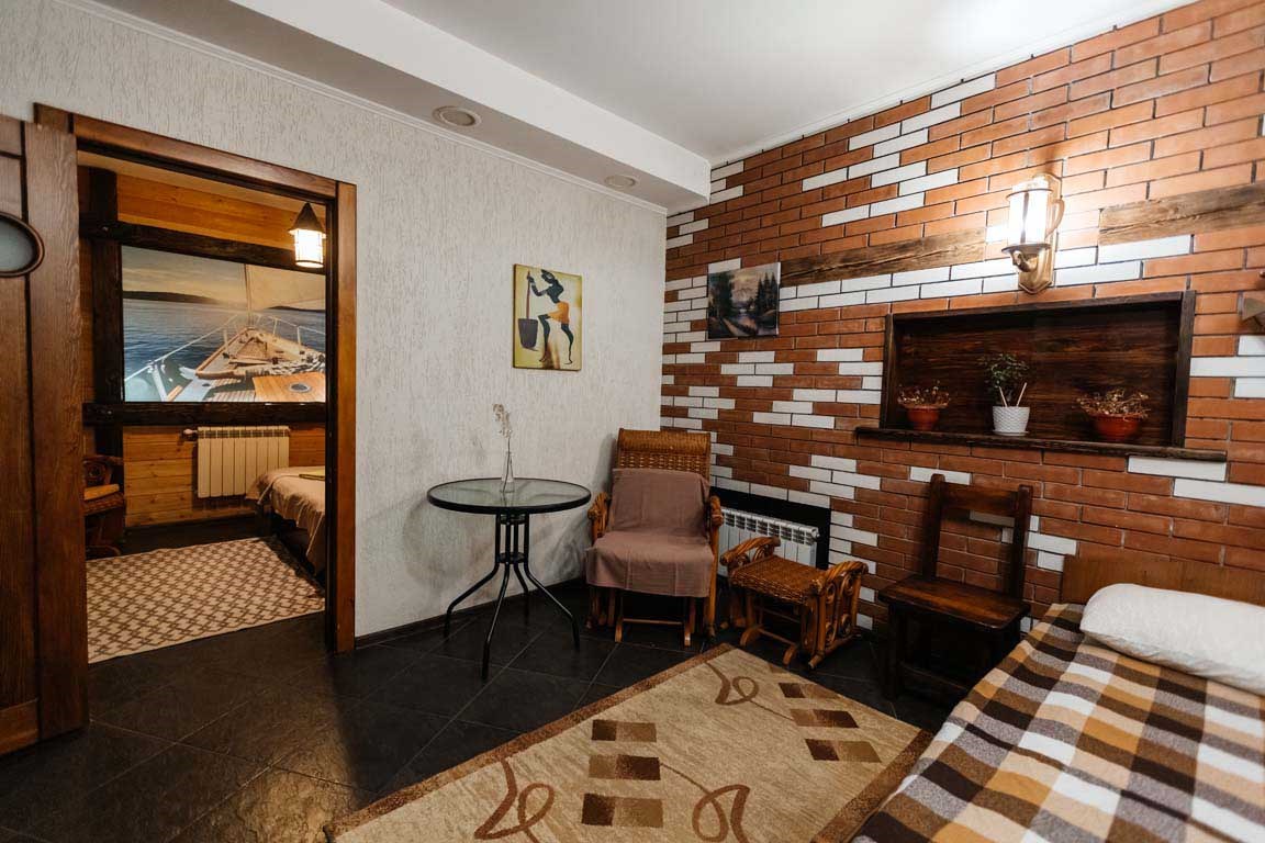 Семейный двухкомнатный (без окон) в Карловы Вары