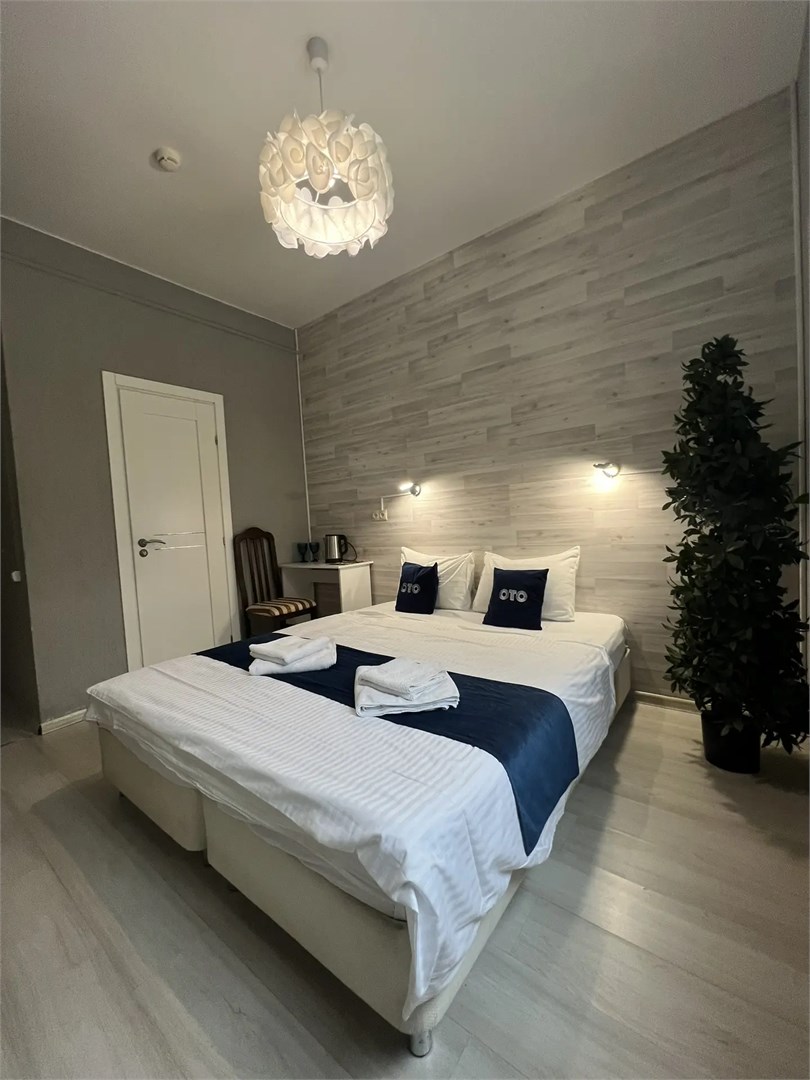 Двухместный стандарт 102 в Ото