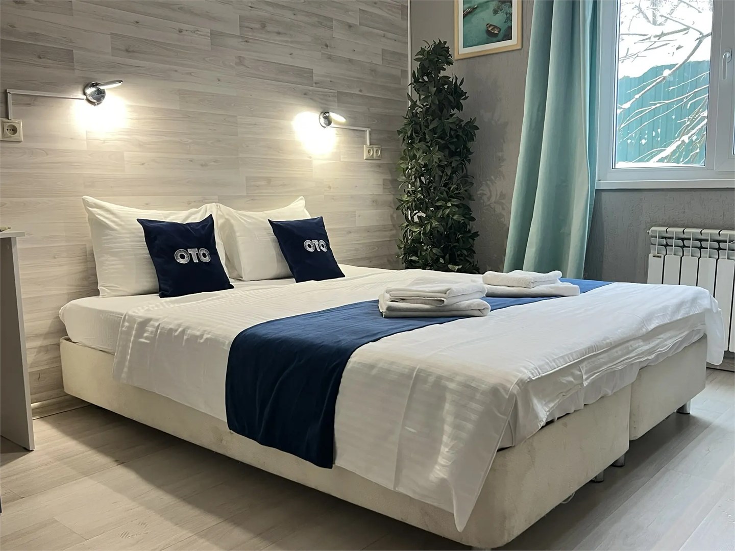 Двухместный стандарт 102 в Ото