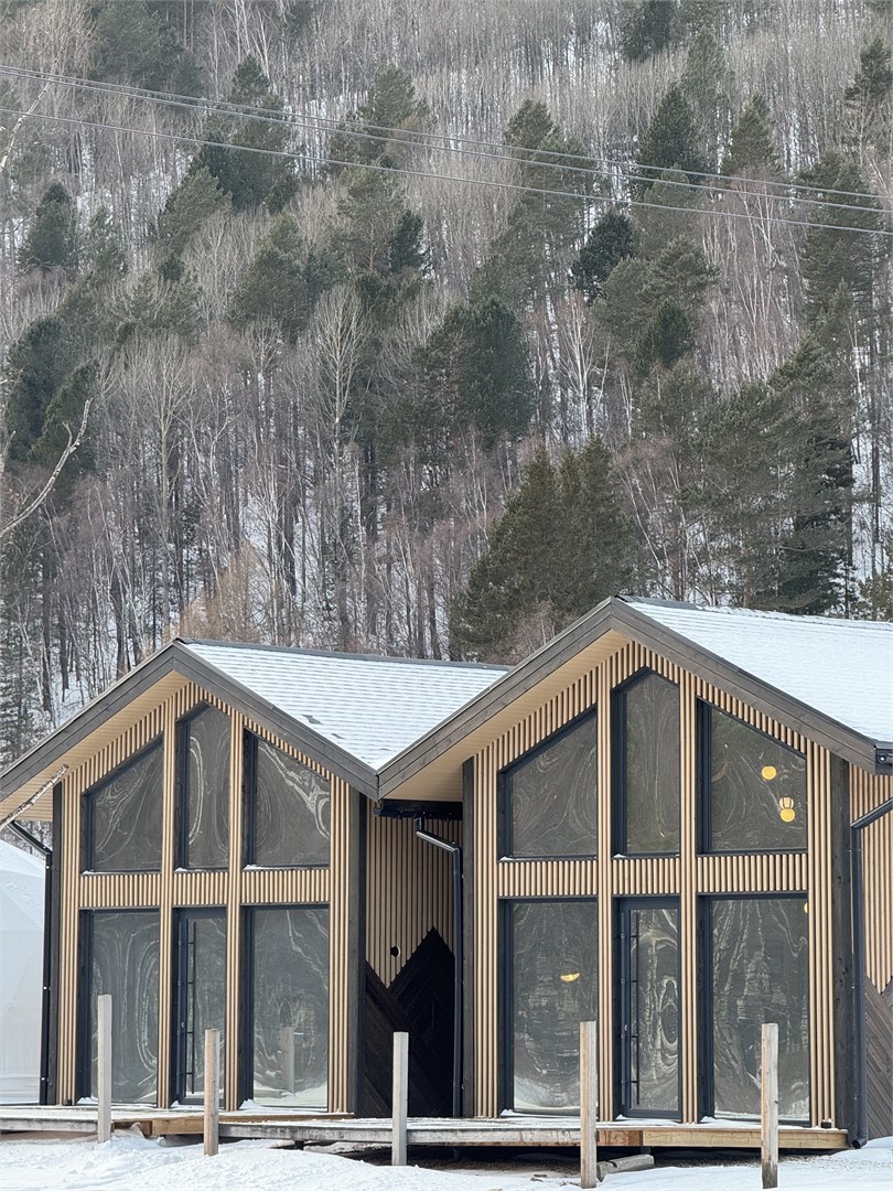 Гостевой двухэтажный дом с видом на лес в Ёлки