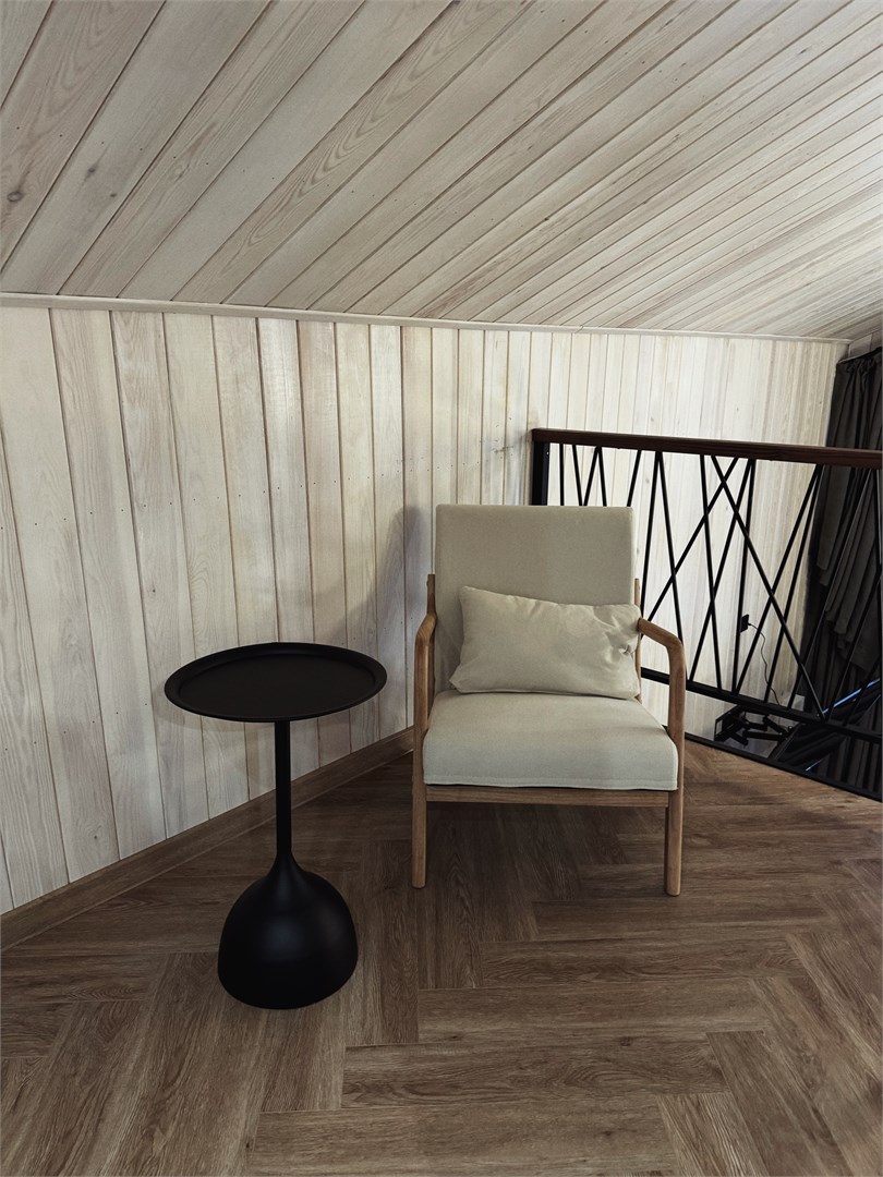 Гостевой двухэтажный дом с видом на лес и двор в Ёлки