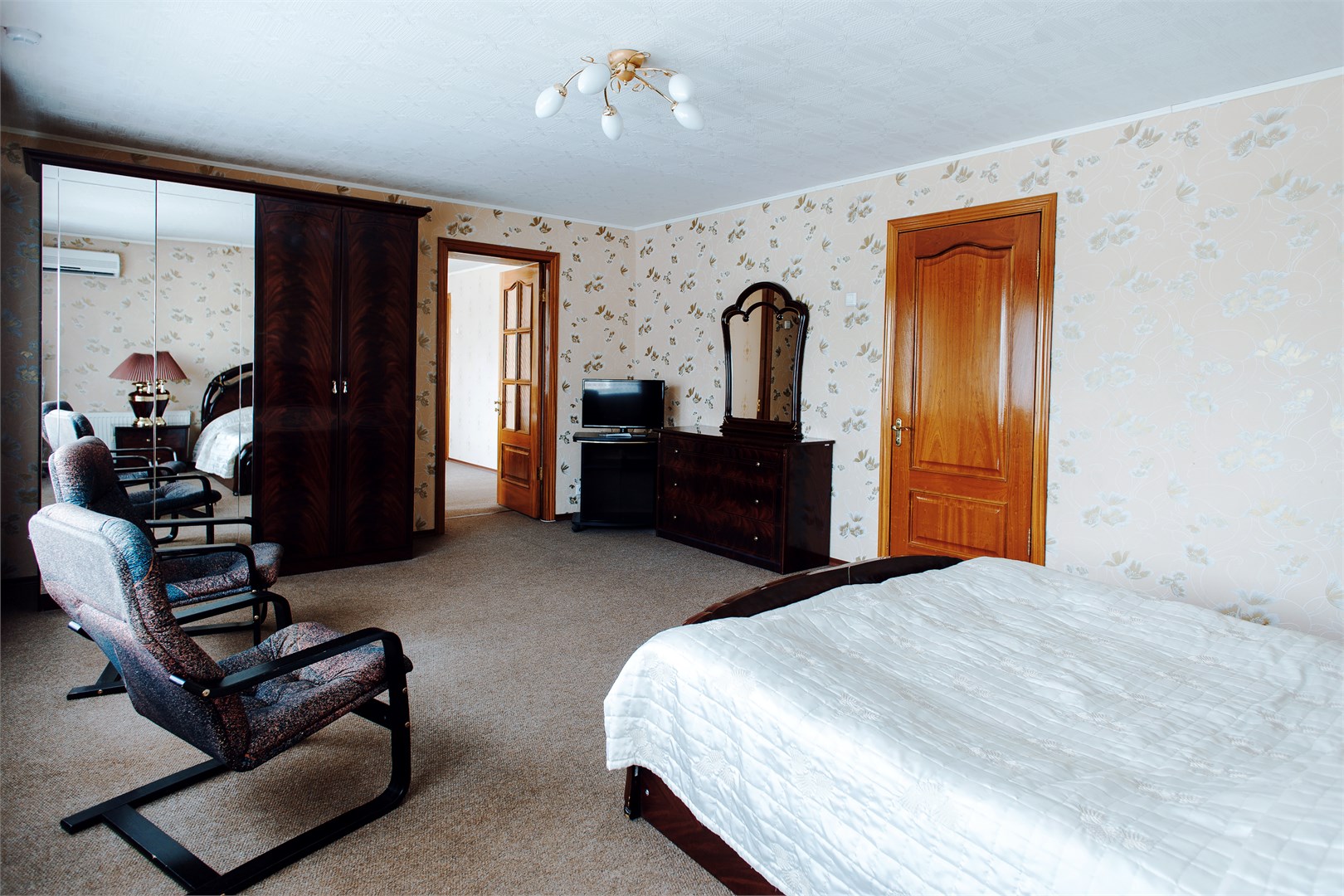 "Первая категория" (стандарт) "Премиум" в Спасская