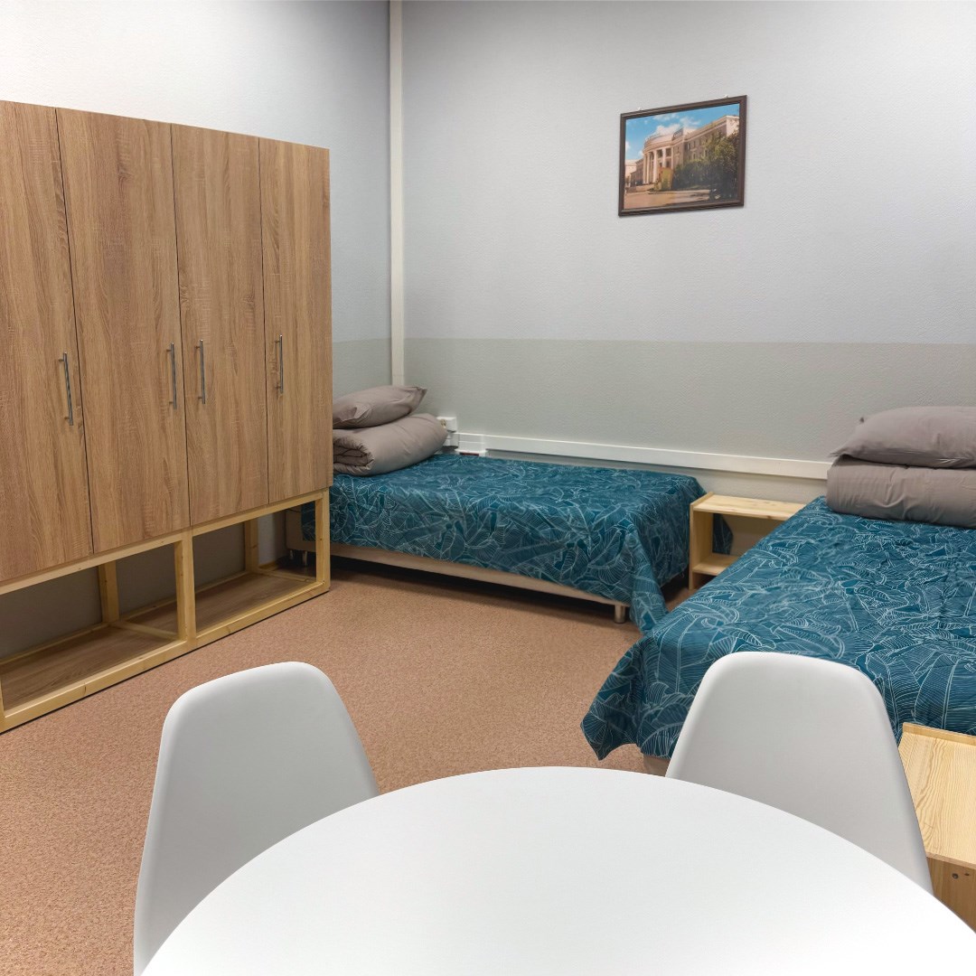 4 - местный номер в Ленина 89