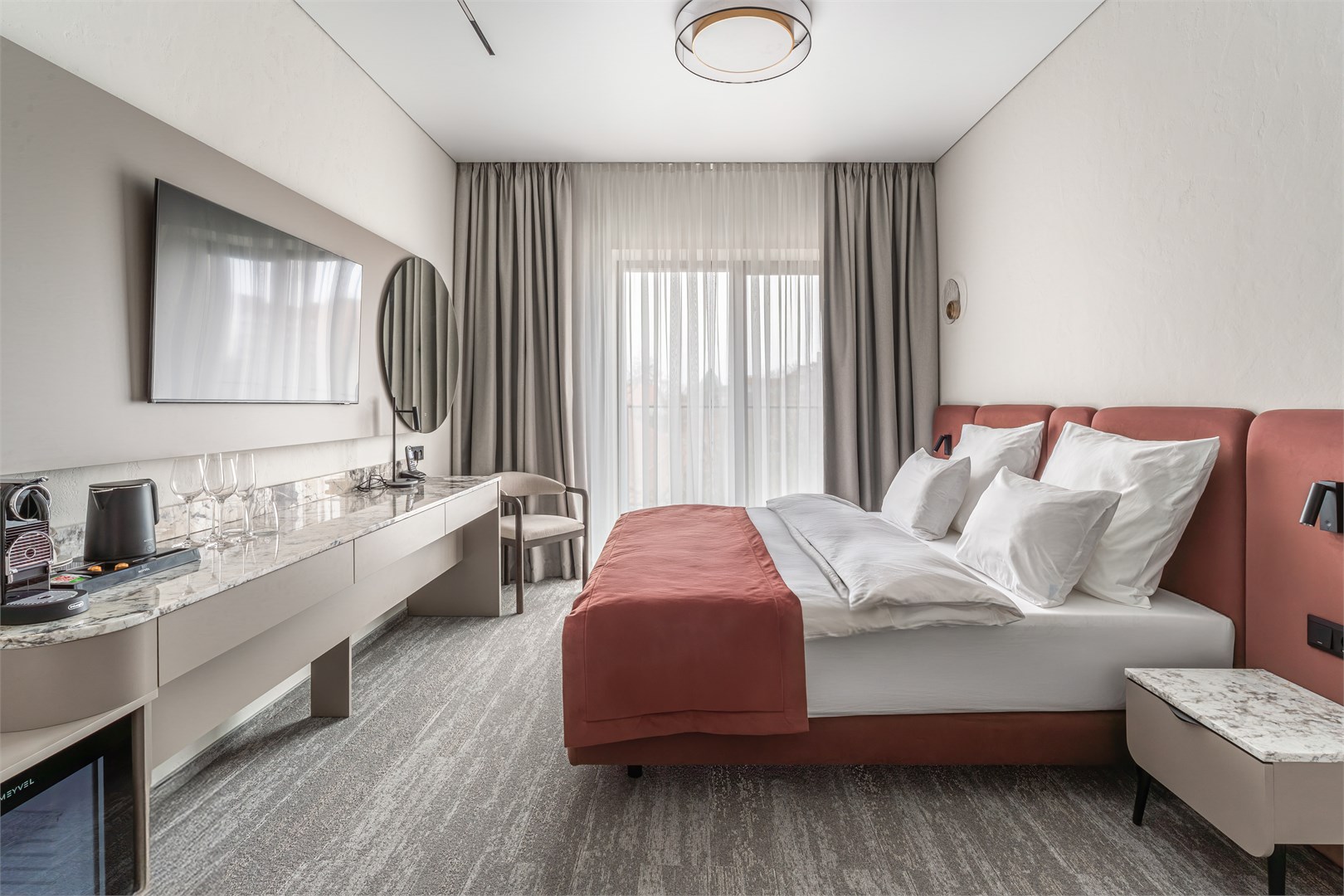 Джуниор Сюит в Дом Звёздного Неба