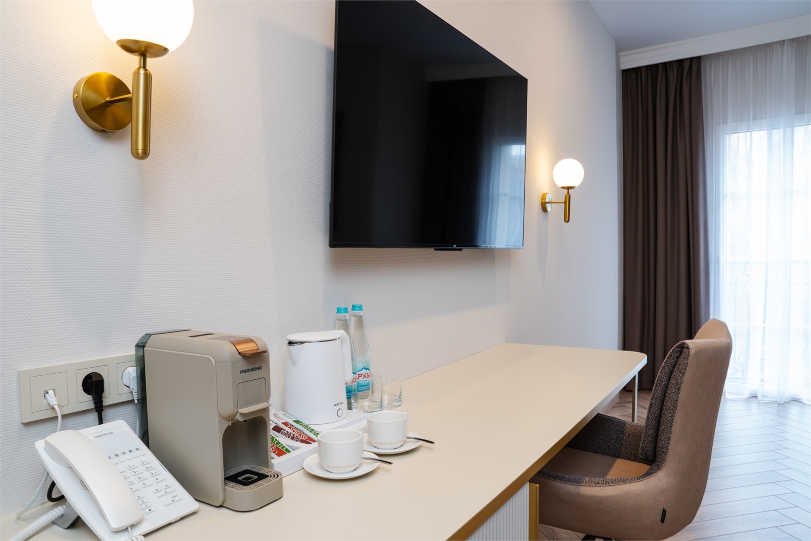 Джуниор сюит в Верис