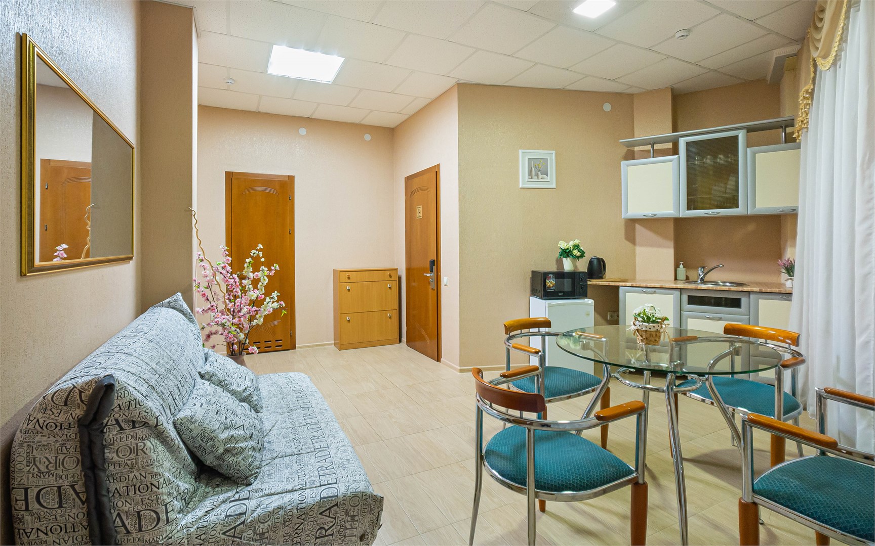 Трехкомнатный семейный 4+2 в Анфиса