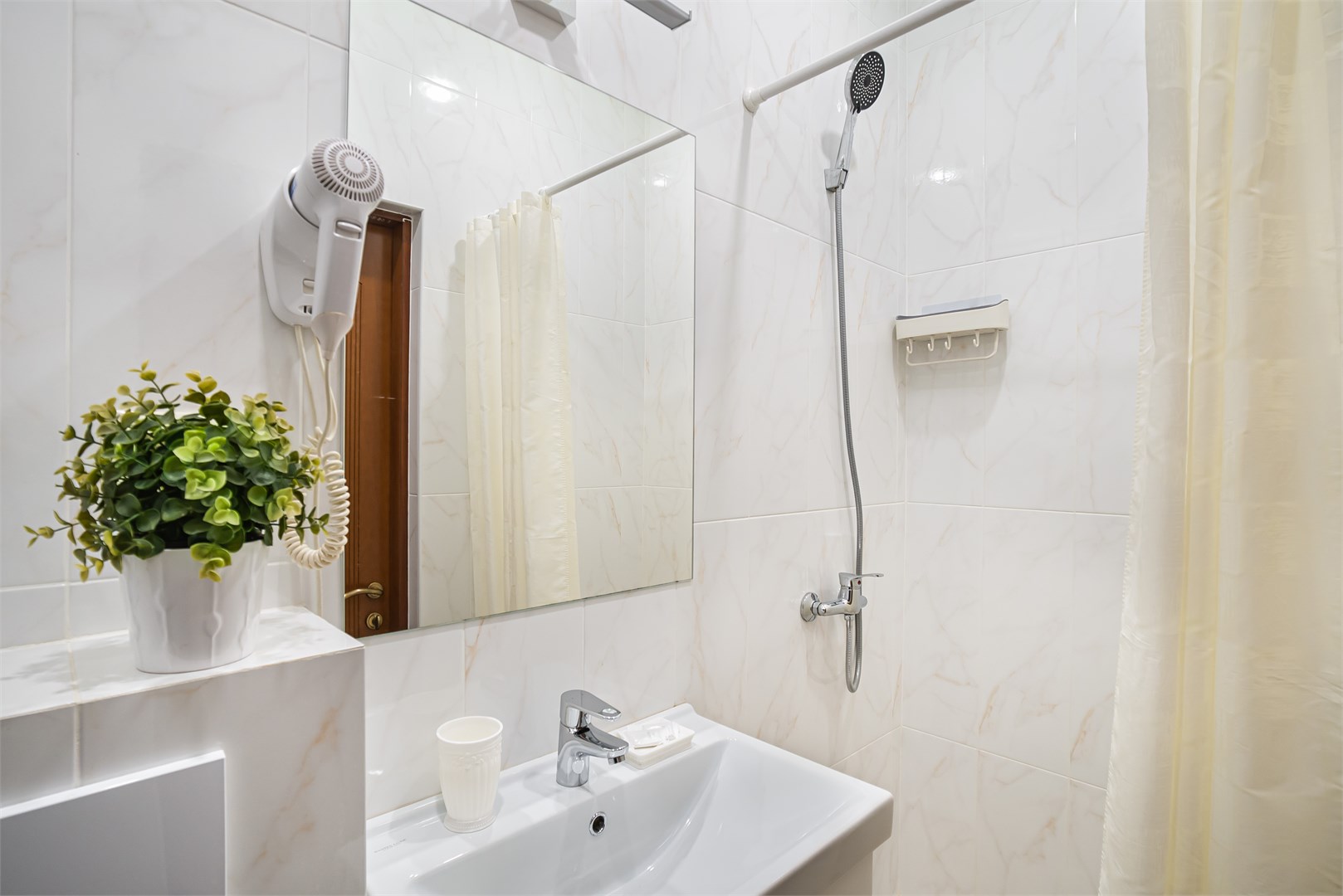 Стандарт 2-х местный без доп.место Улучшений в Анфиса