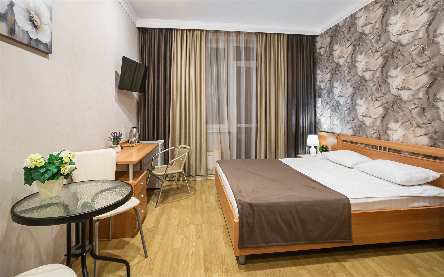 Стандарт 3-х местный Улучшений в Анфиса