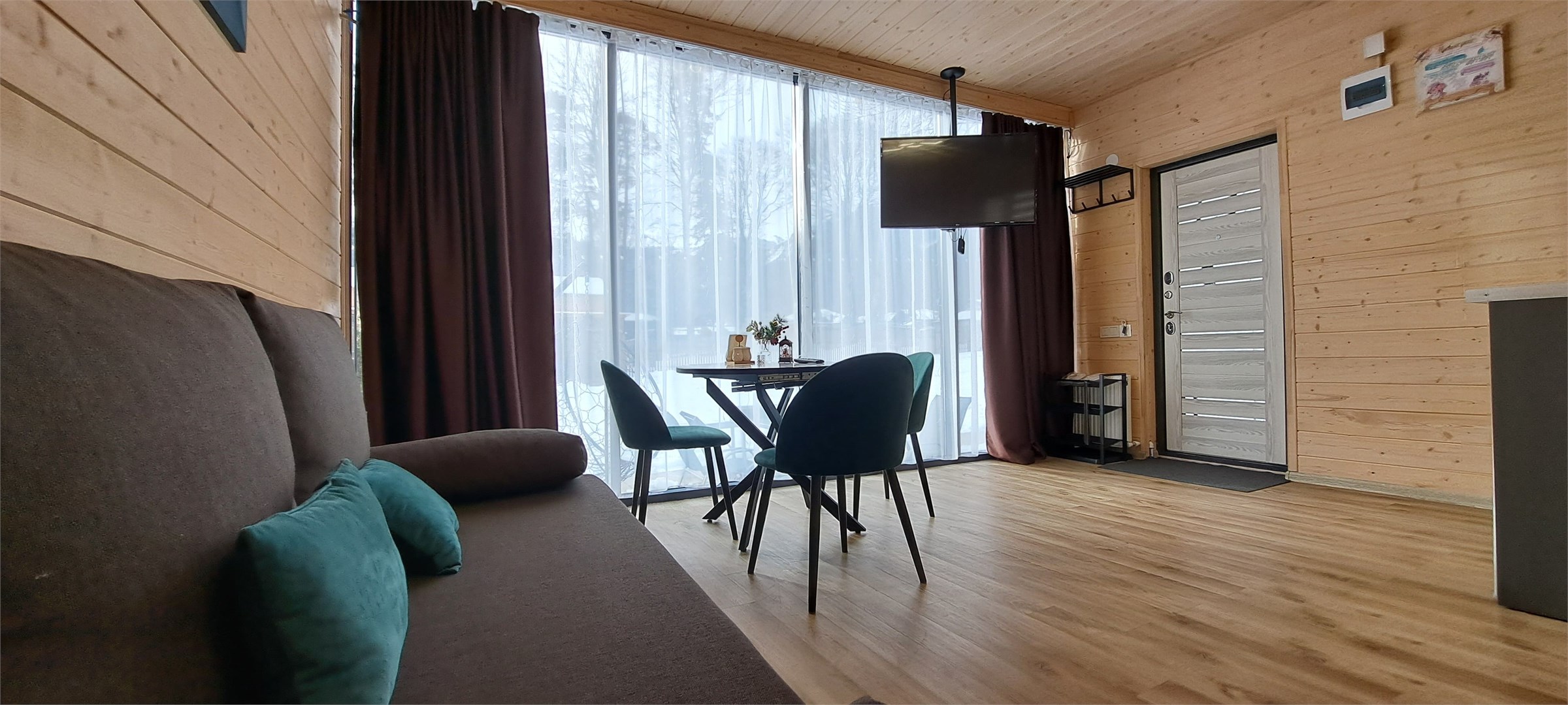 КОТТЕДЖ С ПАНОРАМНЫМ ВИДОМ СТУДИЯ в База отдыха