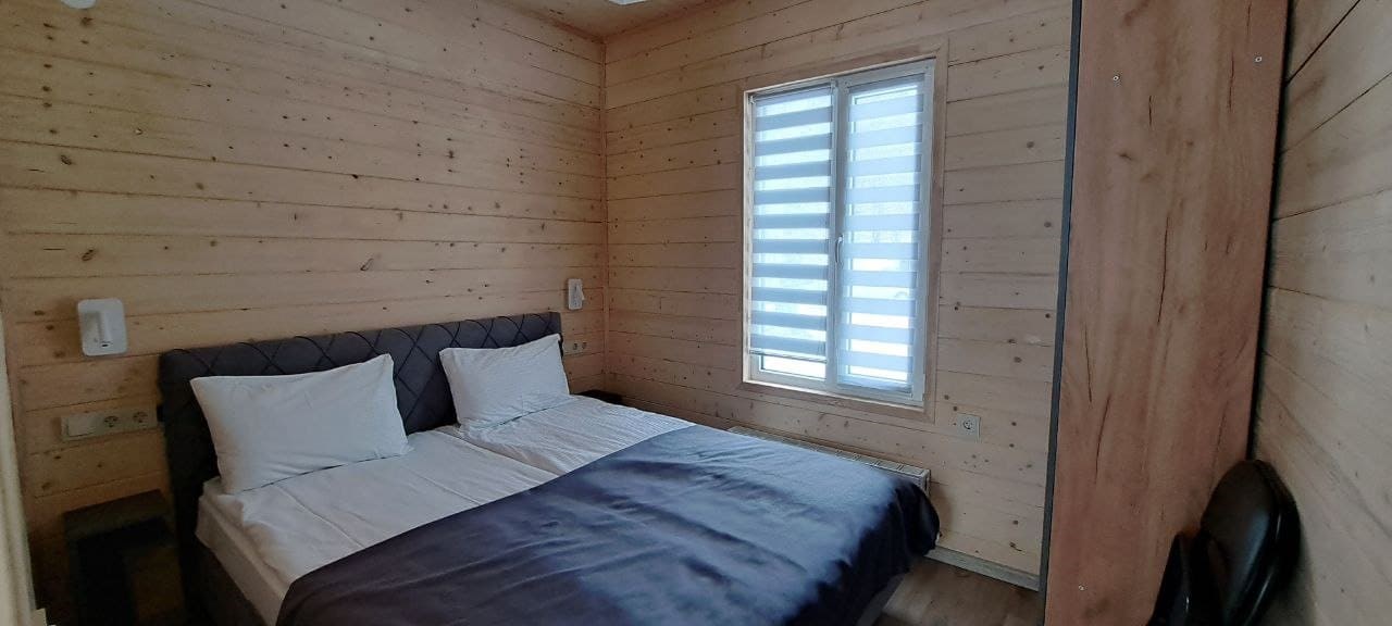 КОТТЕДЖ С ПАНОРАМНЫМ ВИДОМ СТУДИЯ в База отдыха