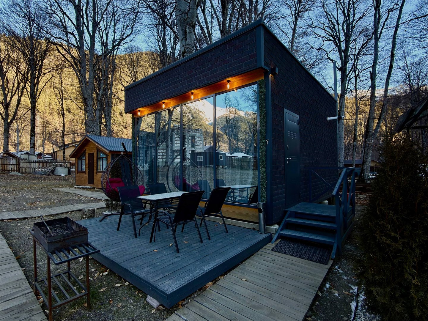 КОТТЕДЖ С ПАНОРАМНЫМ ВИДОМ СТУДИЯ в База отдыха