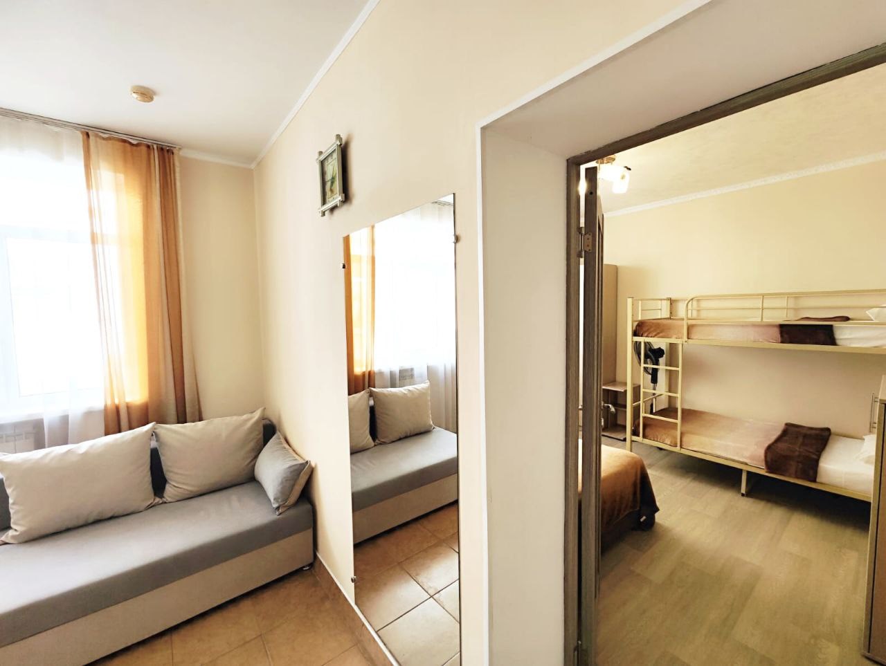 Апартаменты с балконом на 2м этаже в Регион 86