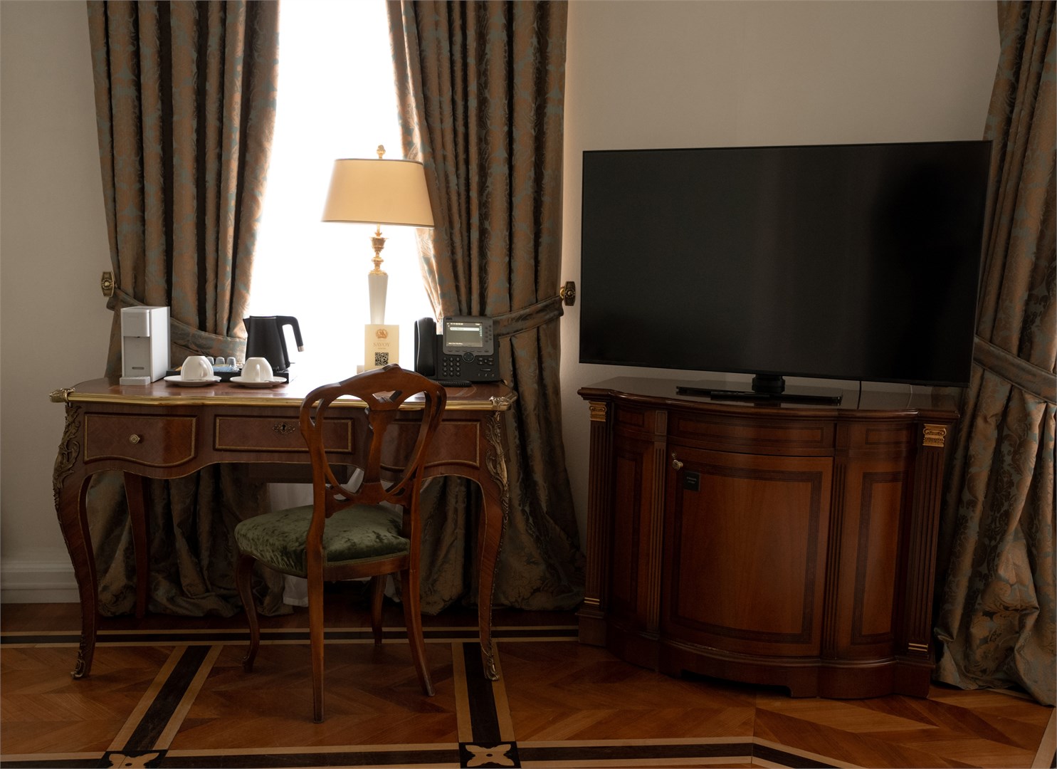 Полулюкс с балконом в Савой