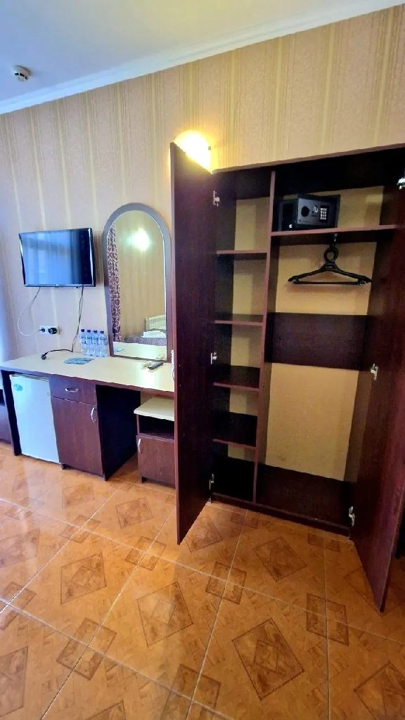 стандарт четырехместный с балконом в Посейдон 2