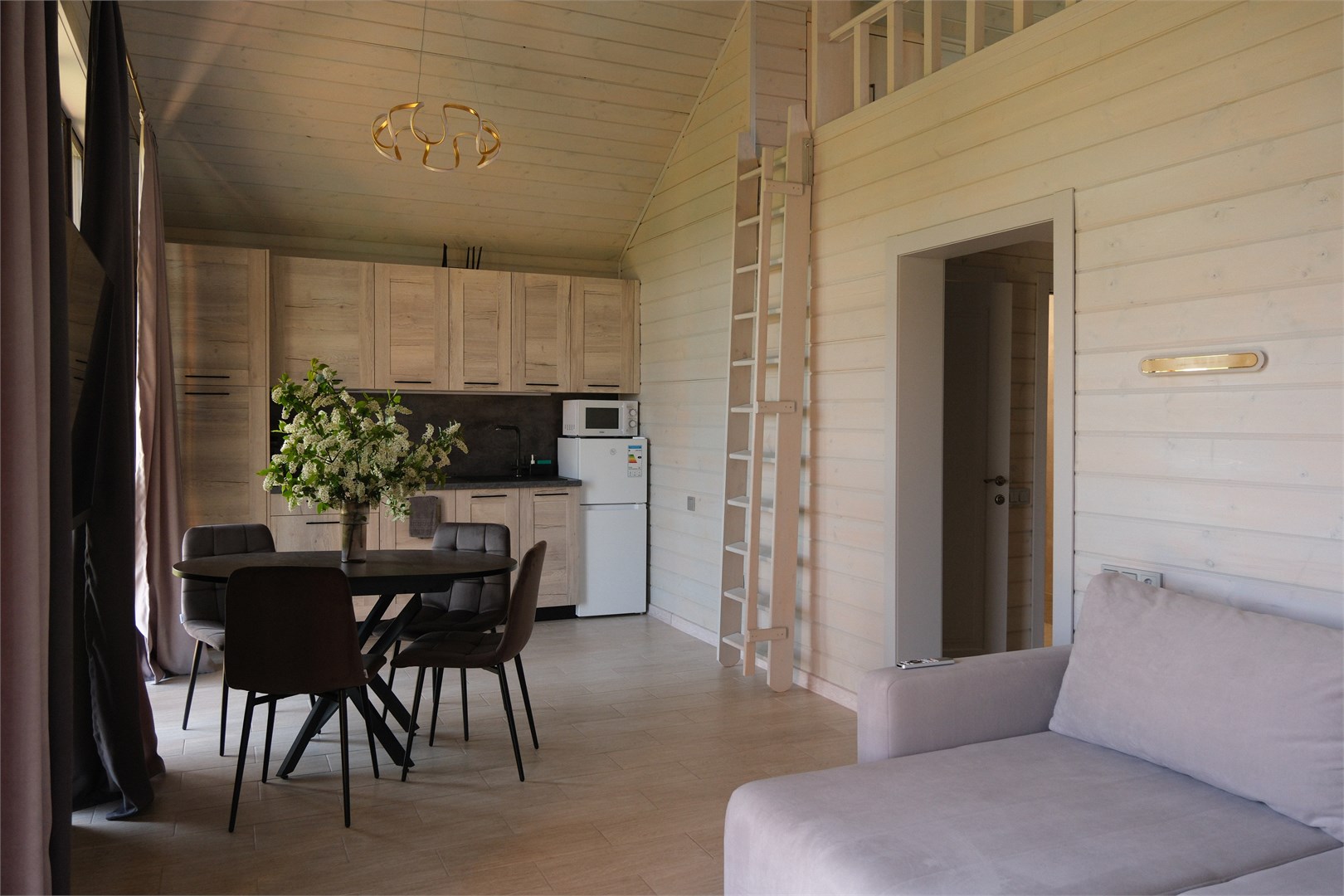 Дом Тукран в Минем Ранчо