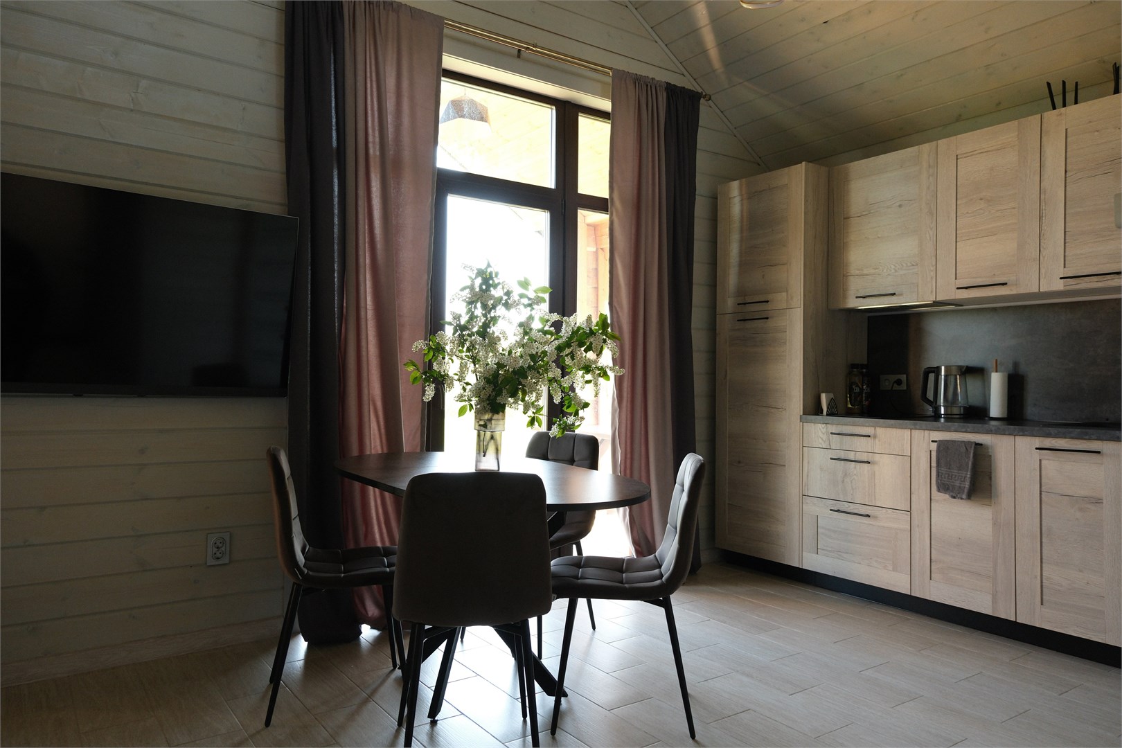 Дом Тукран в Минем Ранчо