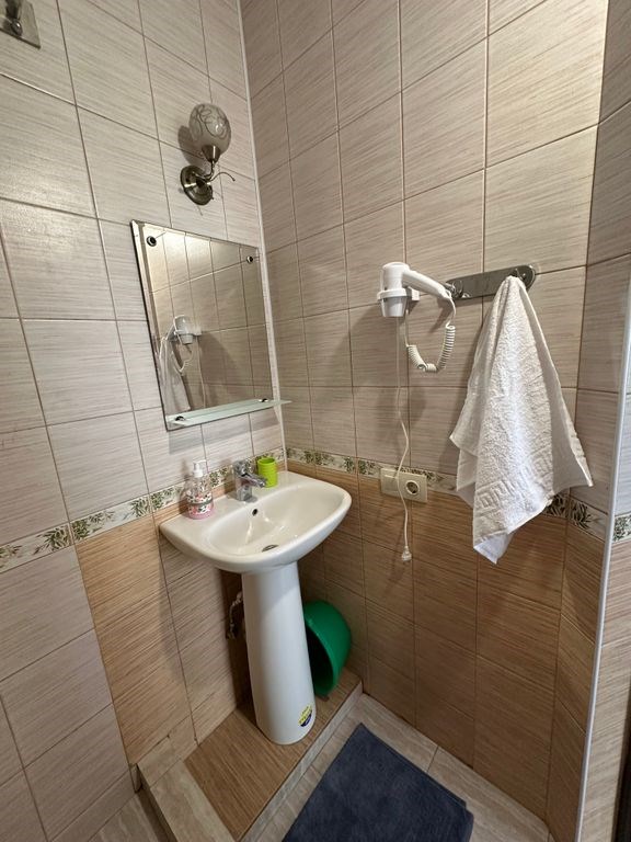 Студия четырех местный с кухонной зоной в Виноград