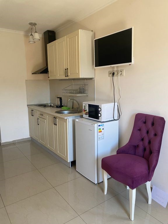 Студия четырехместный номер с кухонной зоной мансарда в Виноград