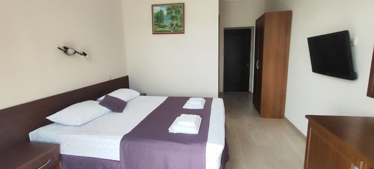 Стандартный двухместный номер с балконом в Камелот