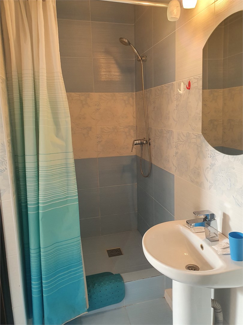 Двухместный номер с диваном в мансардной части отеля в Камелот