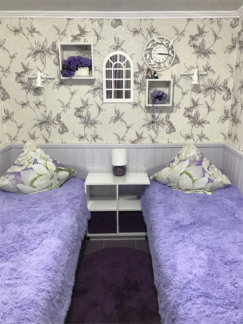 Эконом для двоих в Дельфин