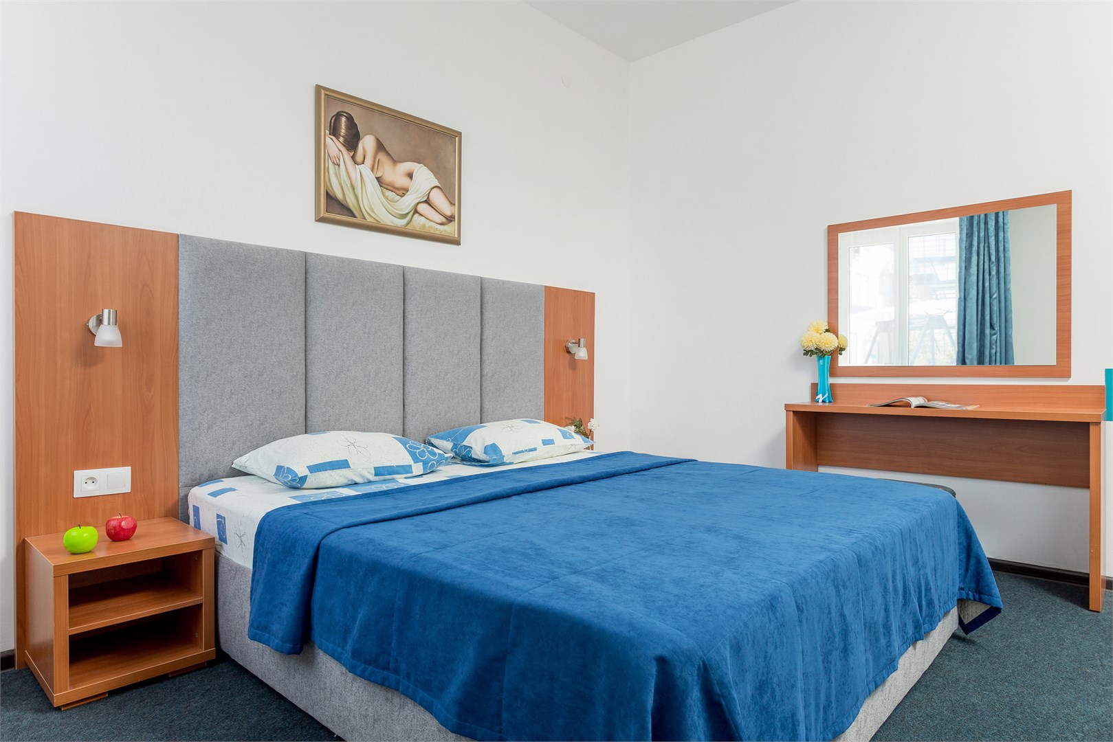 Семейный однокомнатный с мини-кухней в Арго