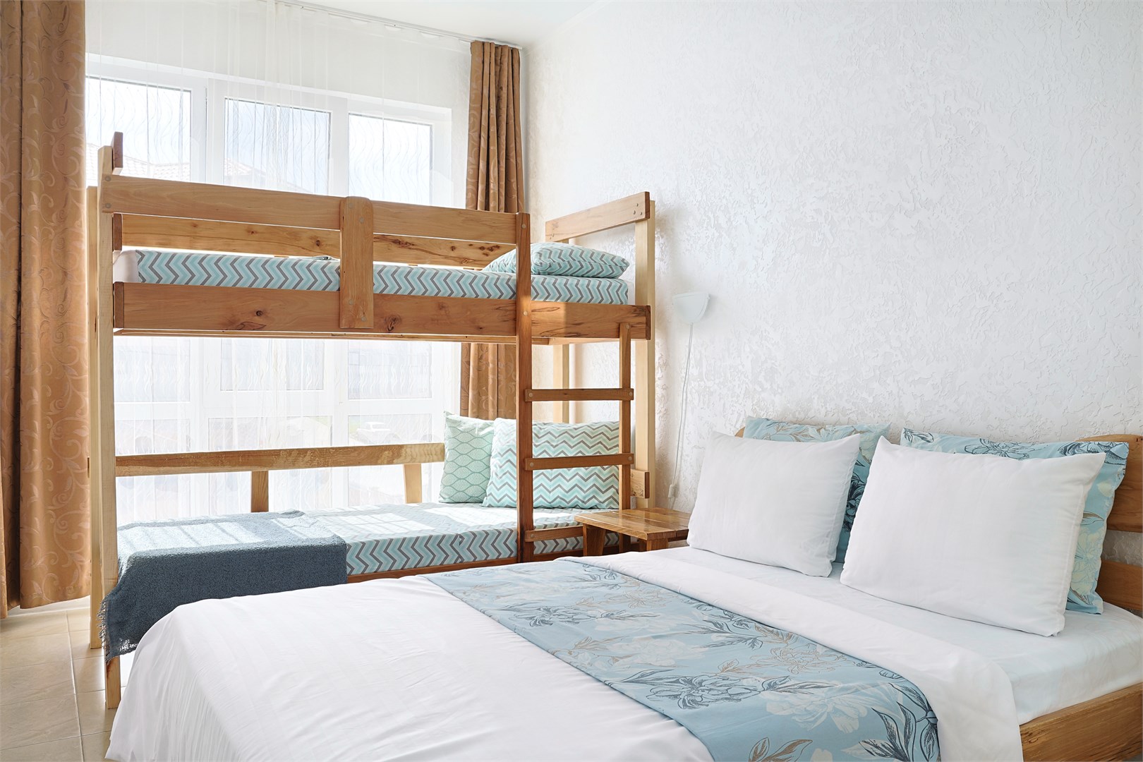 04 делюкс без балкона 2эт в Парус