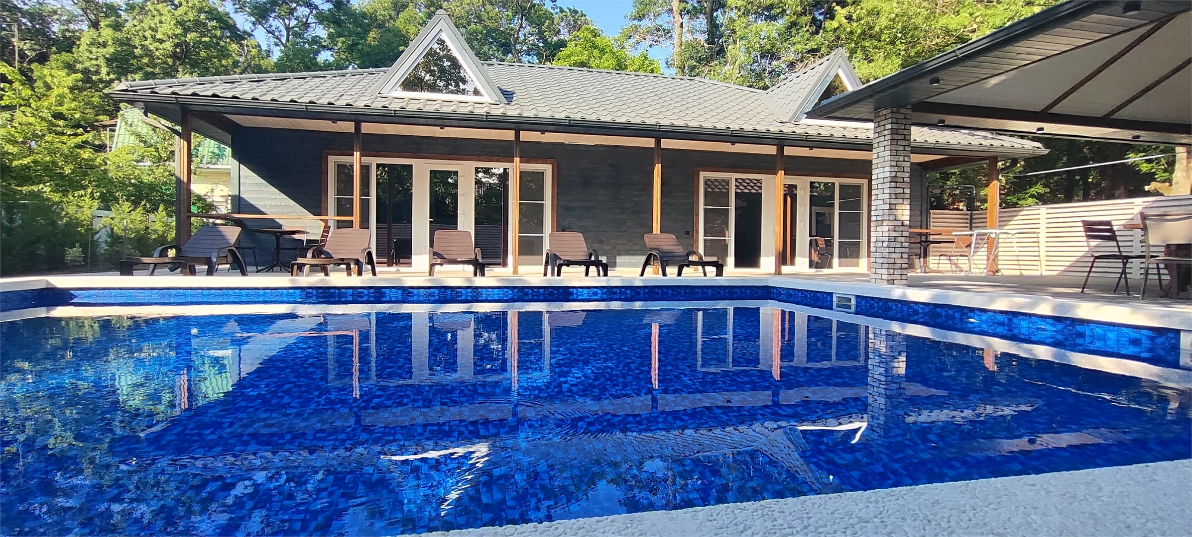 Аппартаменты. Дом-дуплекс в Камелот